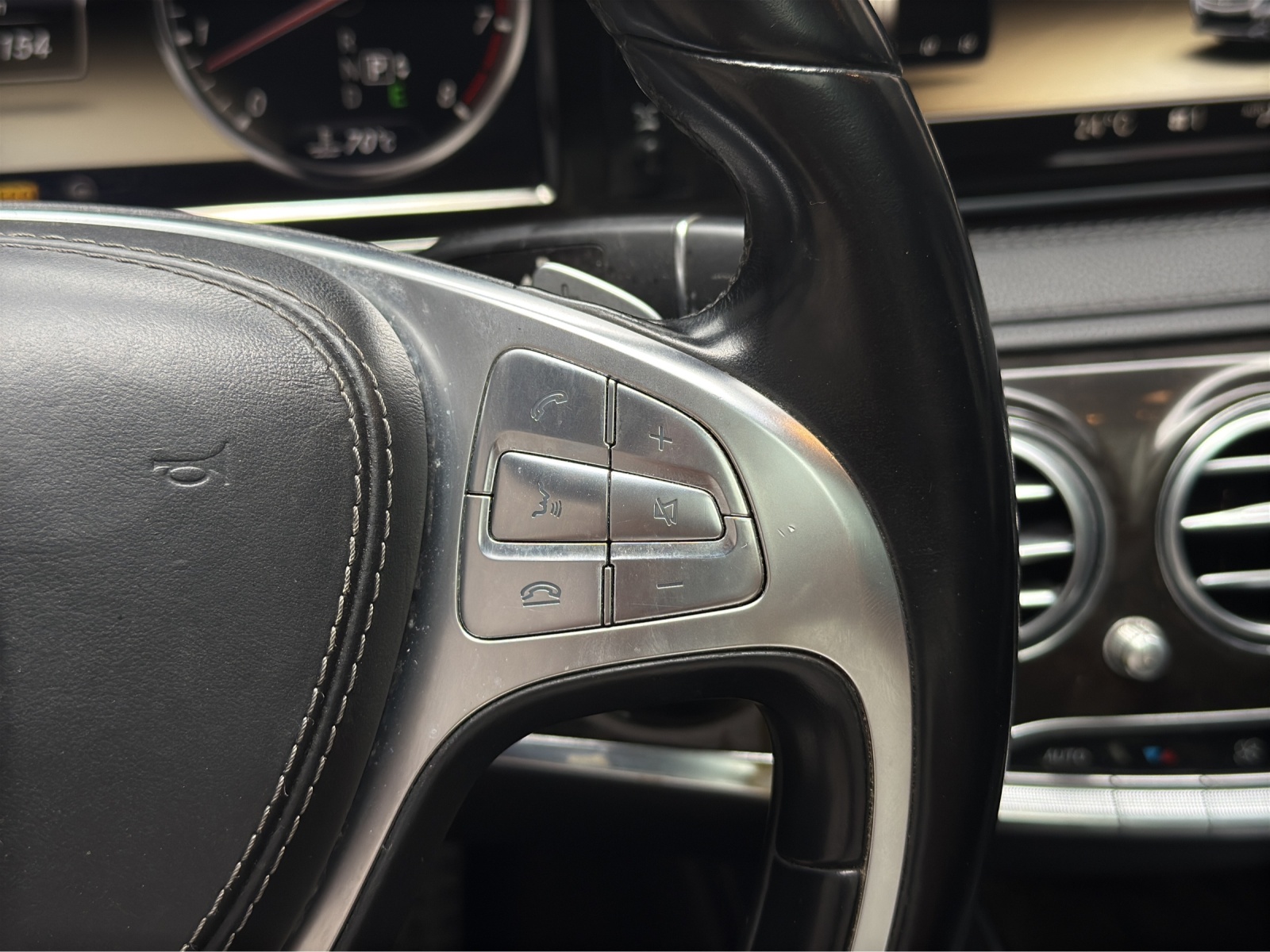 MERCEDES-BENZ S 500 4Matic 7G-Tronic-image-19