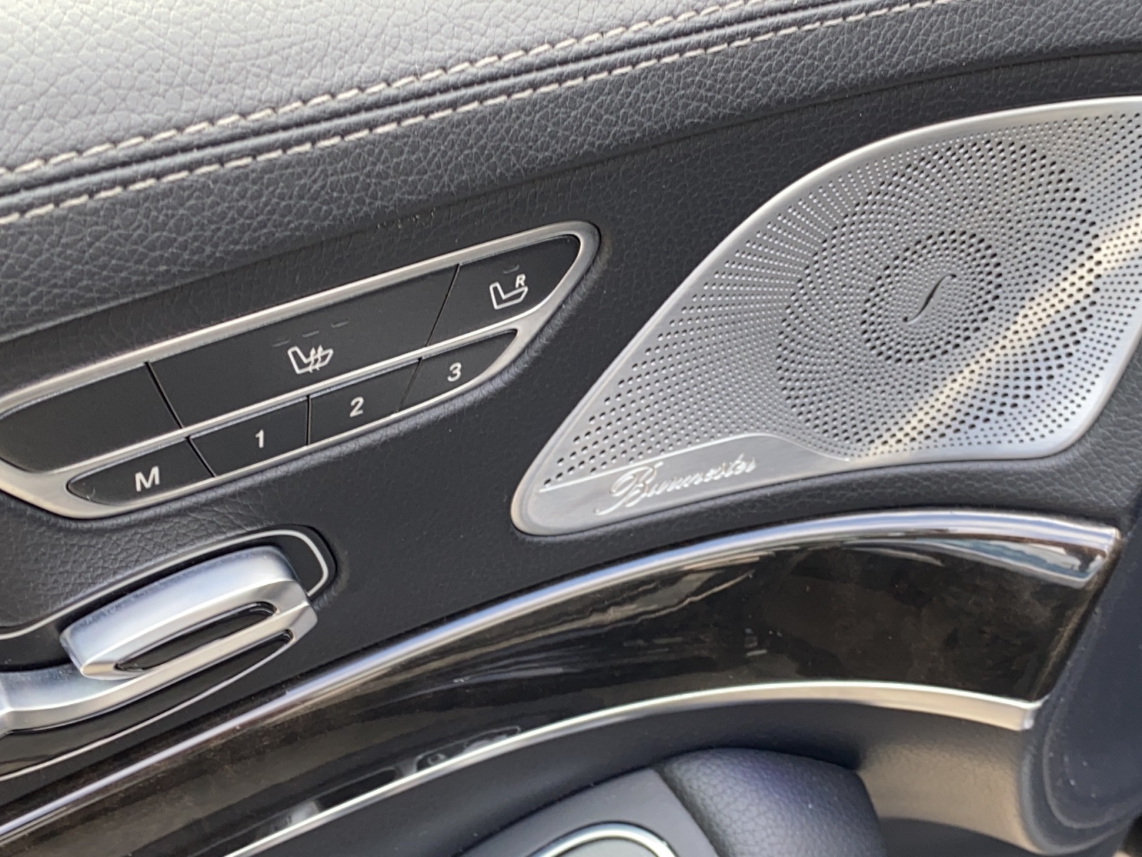 MERCEDES-BENZ S 500 4Matic 7G-Tronic-image-19