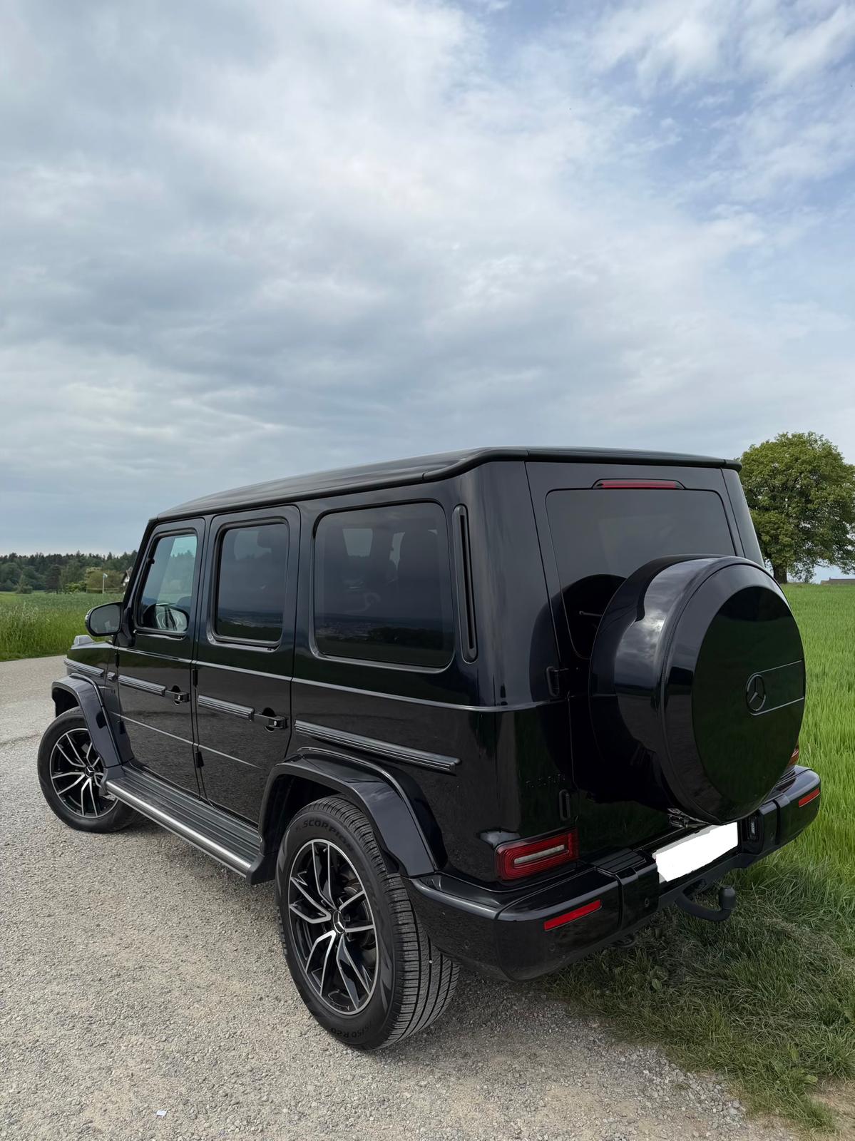 MERCEDES-BENZ Mercedes G500 AMG Line 4MATIC / Burmester / Night Paket / Schiebedach / Ambientebeleuchtung-image-2