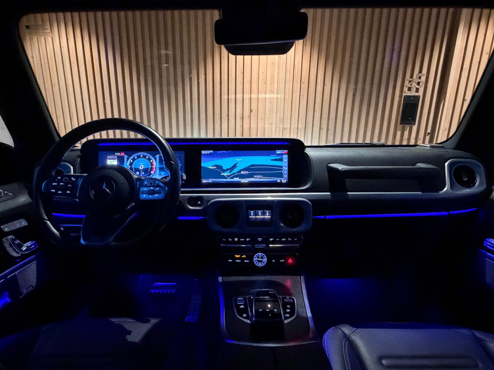 MERCEDES-BENZ Mercedes G500 AMG Line 4MATIC / Burmester / Night Paket / Schiebedach / Ambientebeleuchtung-image-5