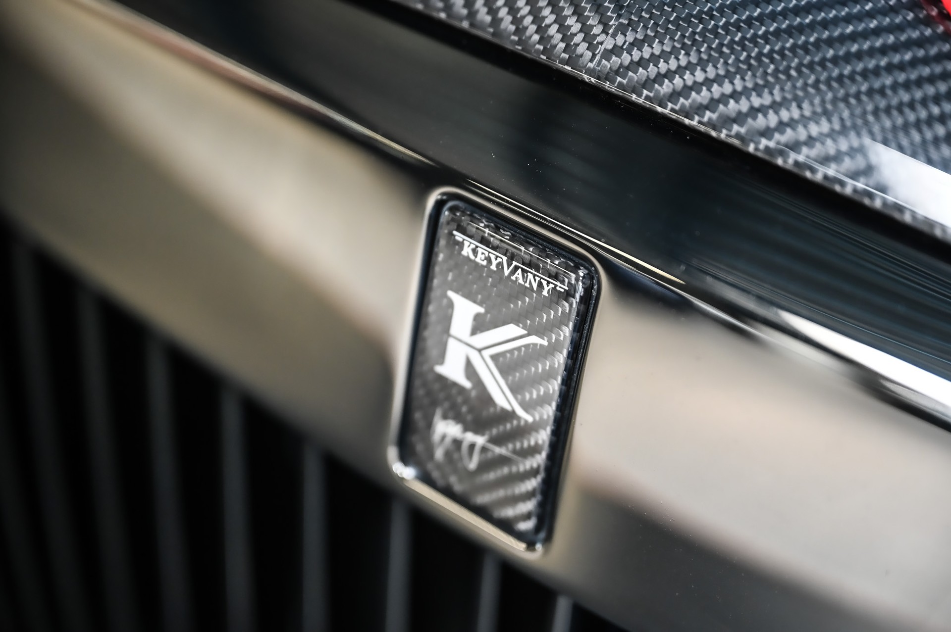 ROLLS-ROYCE Cullinan 6.7 V12 Black Badge KEYVANY HAYULA 1 of 20-image-24