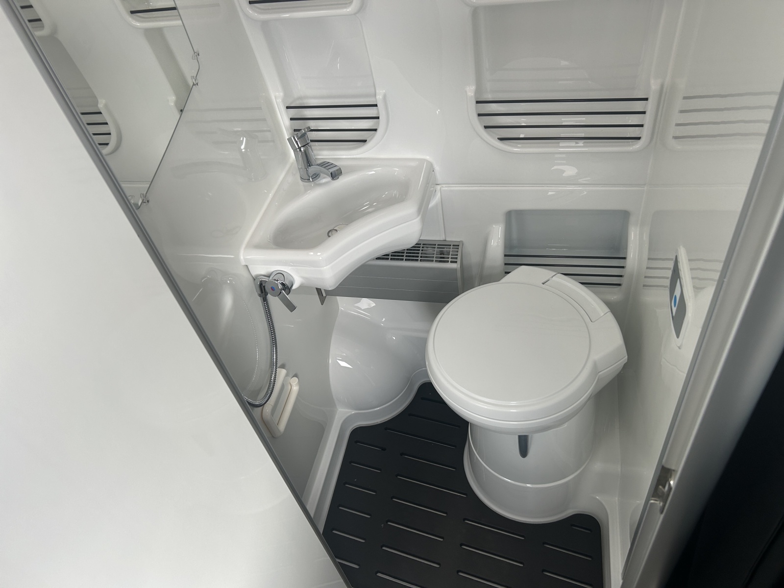 WESTFALIA Sven Hedin Limited 2.0BiTDI 8G-image-19