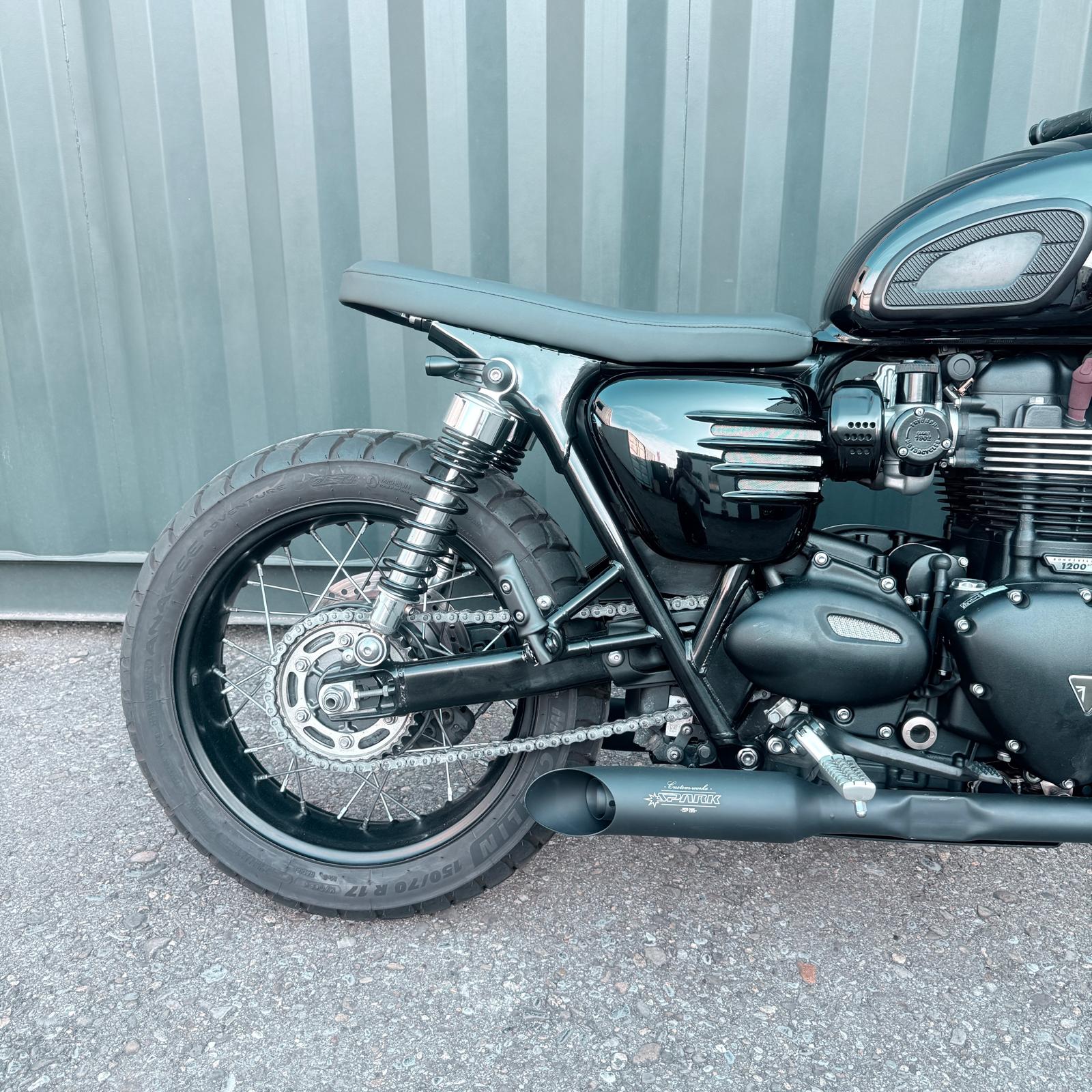 TRIUMPH Bonneville T120 Black-image-8