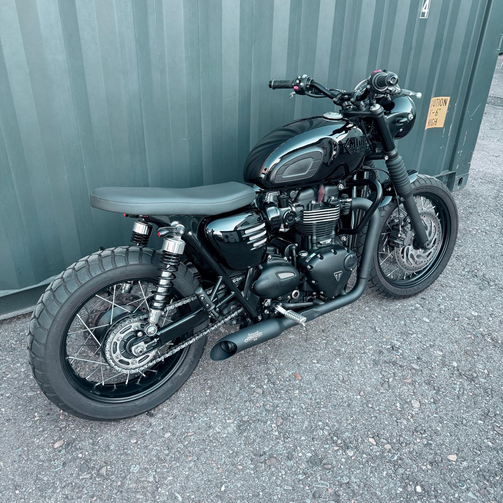 TRIUMPH Bonneville T120 Black-image-15