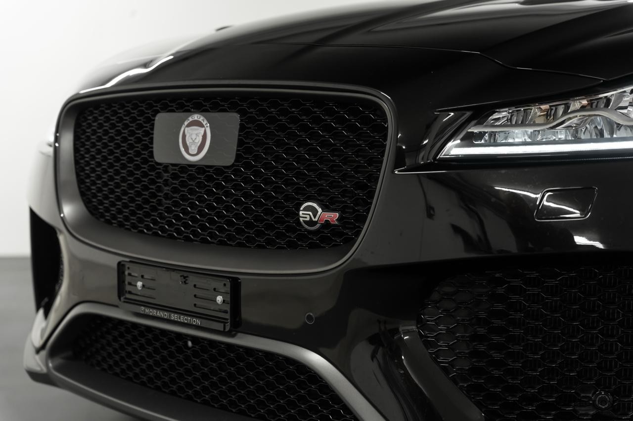 JAGUAR F-Pace 5.0 V8 SVR AWD-image-6