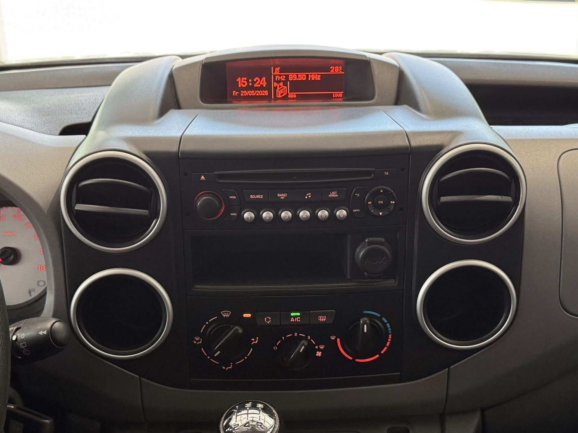 CITROEN Berlingo 1.6 VTi Feel-image-11