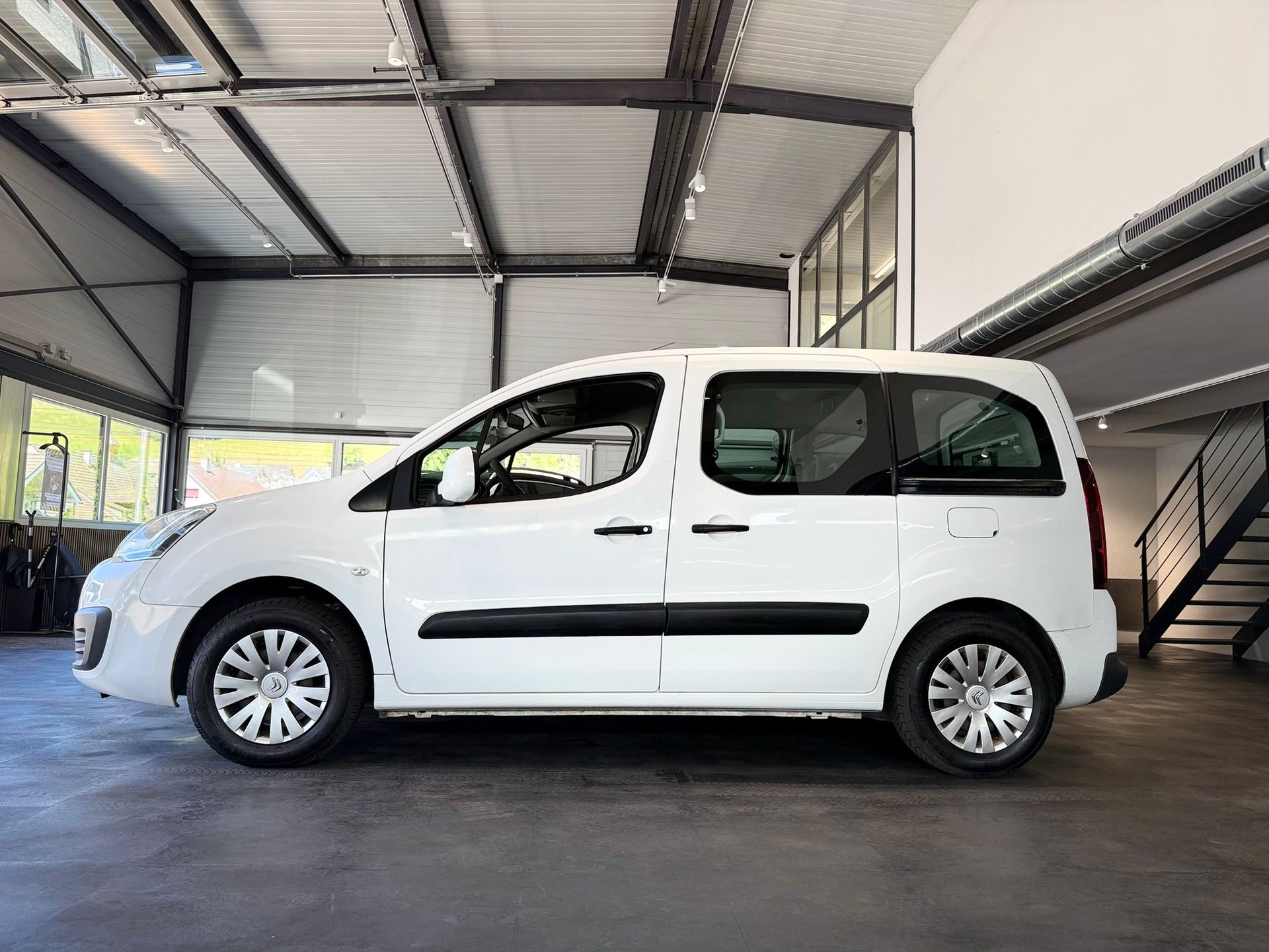 CITROEN Berlingo 1.6 VTi Feel-showroom-element-1
