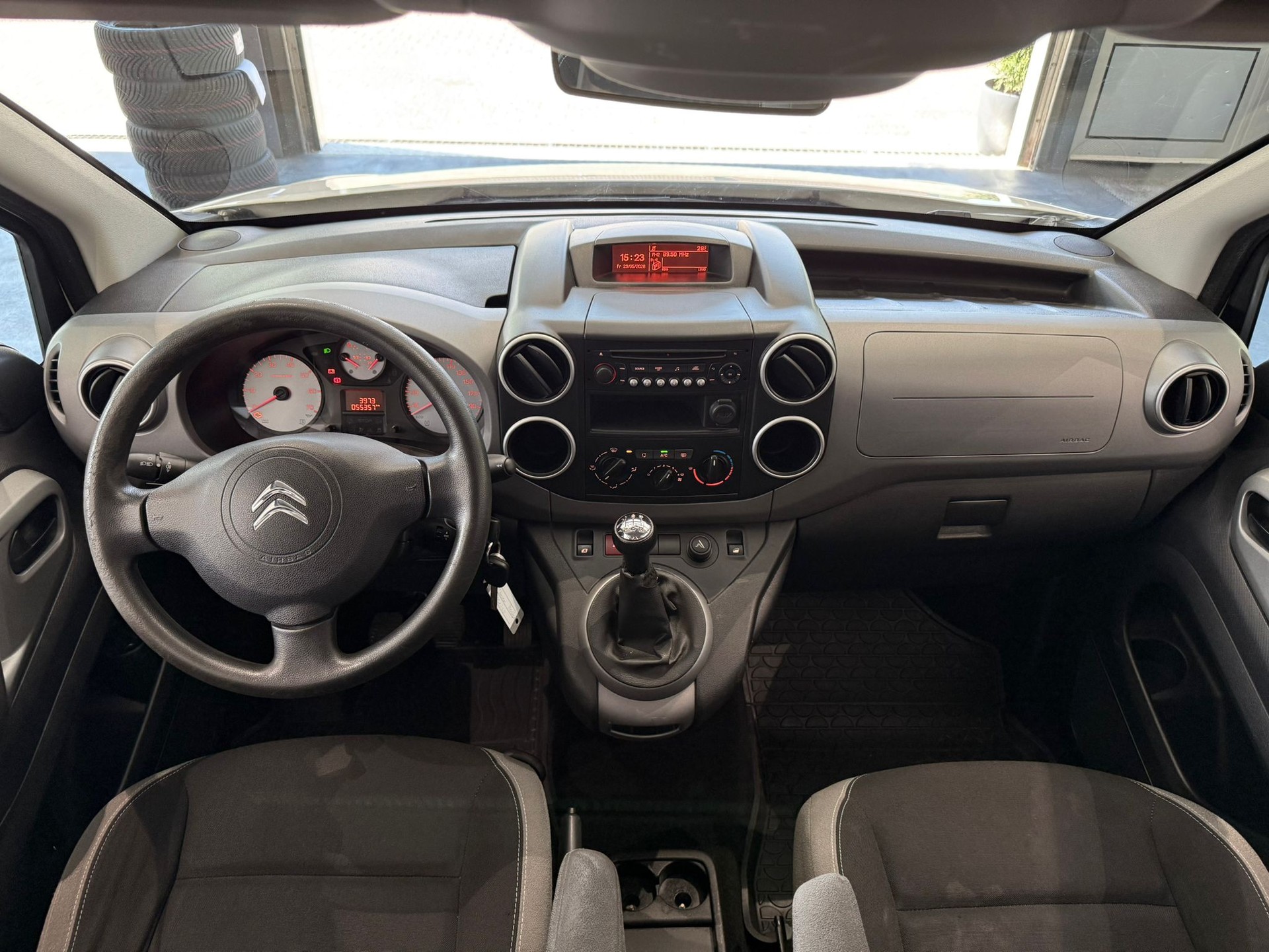 CITROEN Berlingo 1.6 VTi Feel-image-10