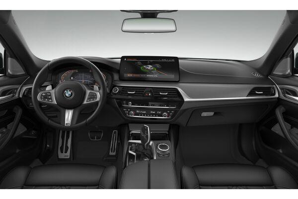 BMW 530d xDrive Touring M Sport-image-6