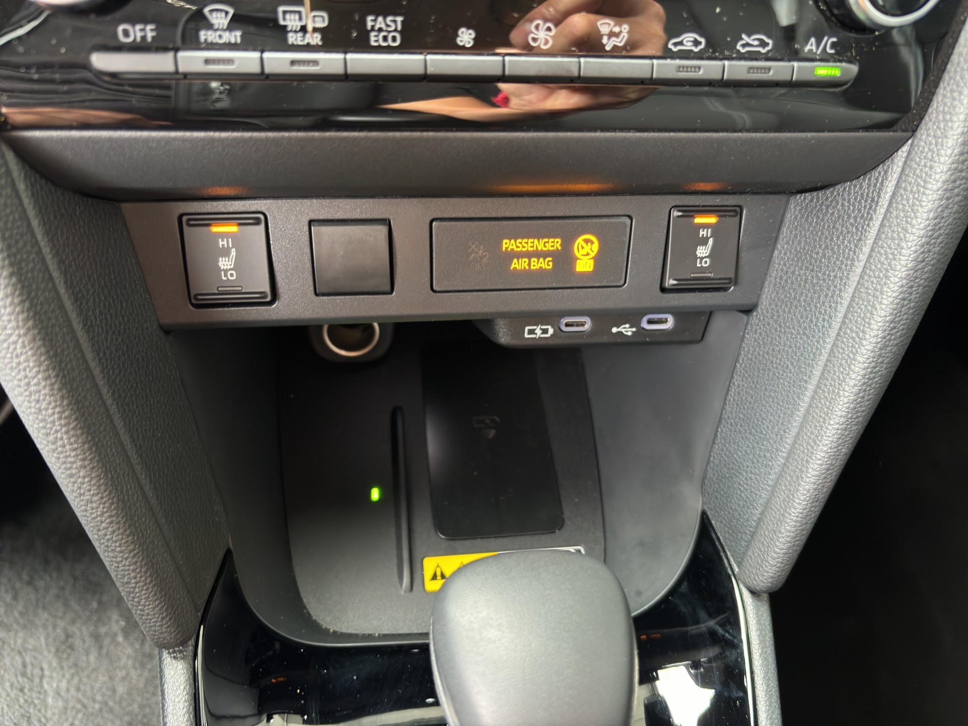 TOYOTA Yaris Cross 1.5 Elegant e-CVT-image-31
