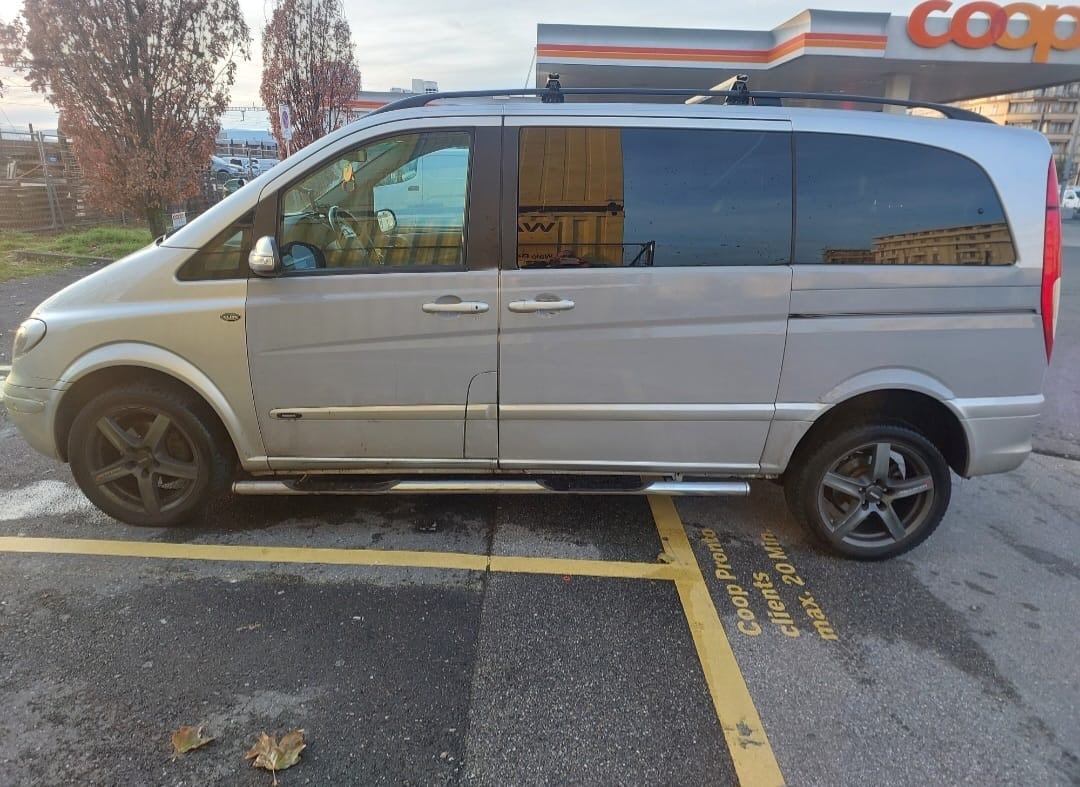 MERCEDES-BENZ Viano 2.2CDI Ambiente EL 4-Matic-image-2