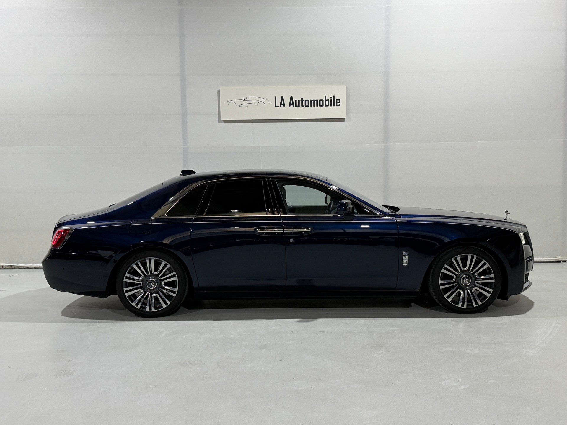 ROLLS-ROYCE Ghost II 6.75 V12 CH Fahrzeug-image-6