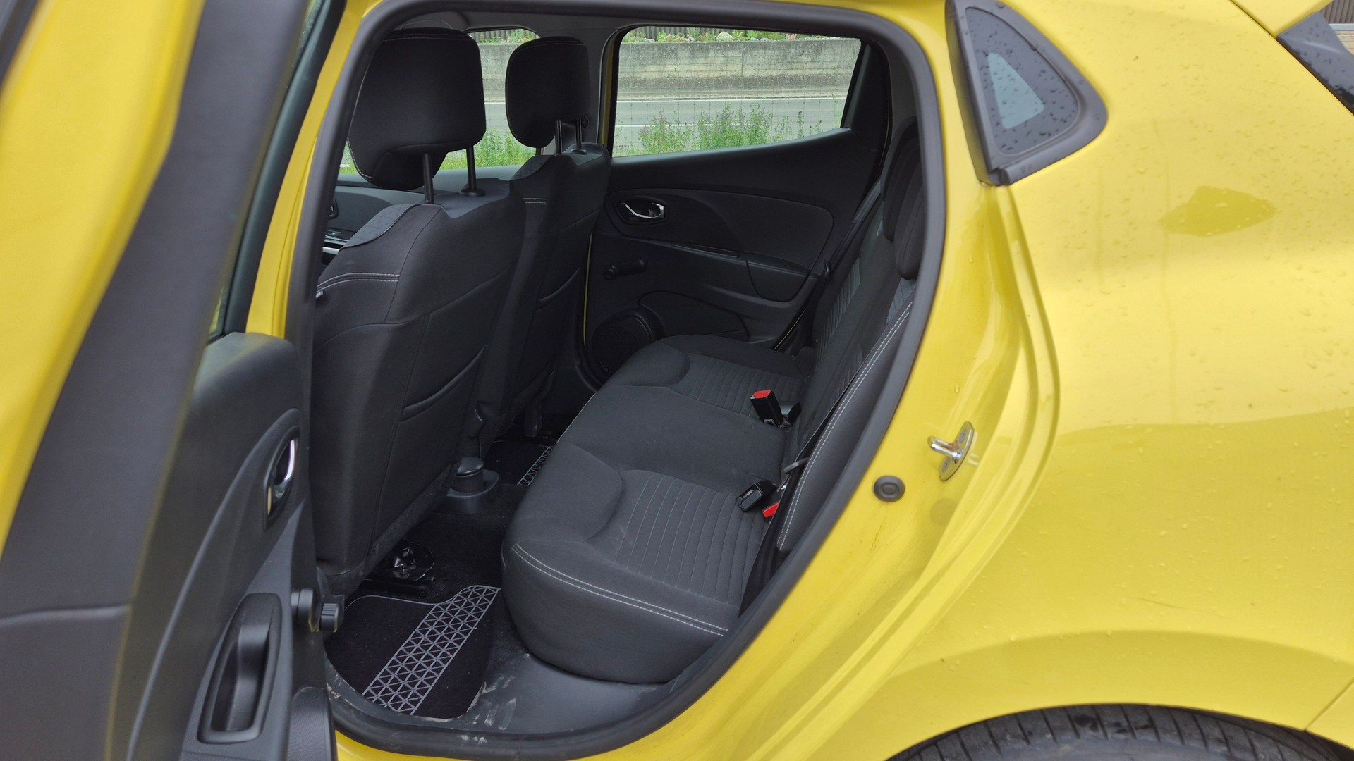 RENAULT Clio 1.5 dCi Dynamique-image-9