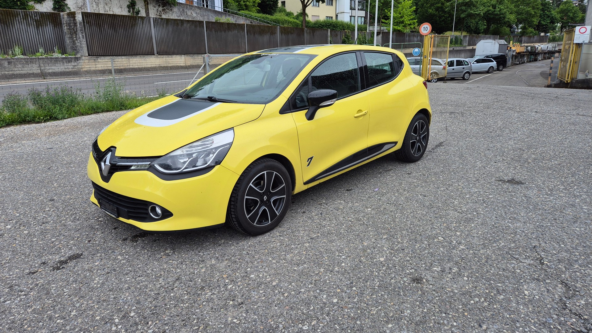 RENAULT Clio 1.5 dCi Dynamique-image-2