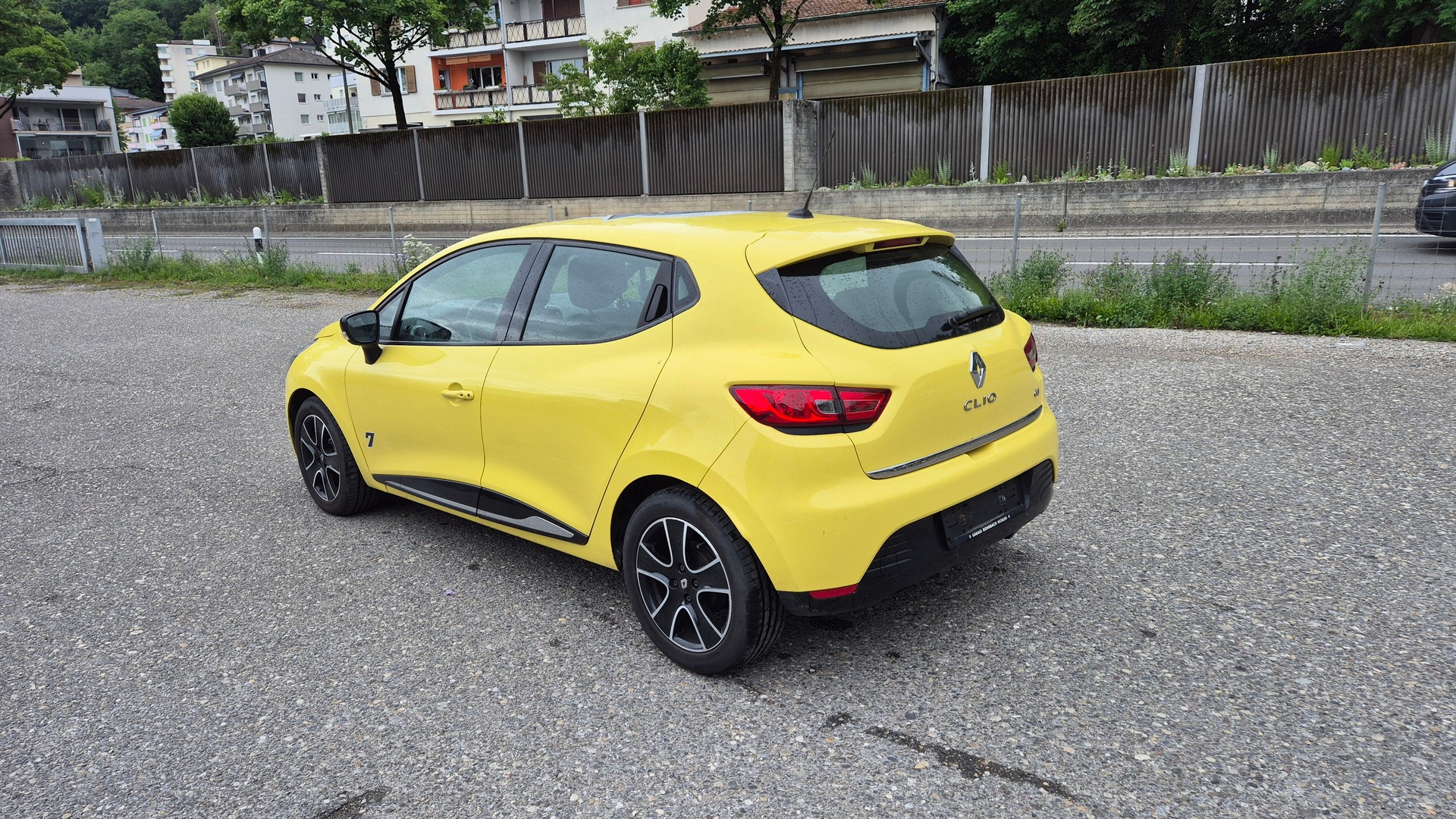 RENAULT Clio 1.5 dCi Dynamique-image-5