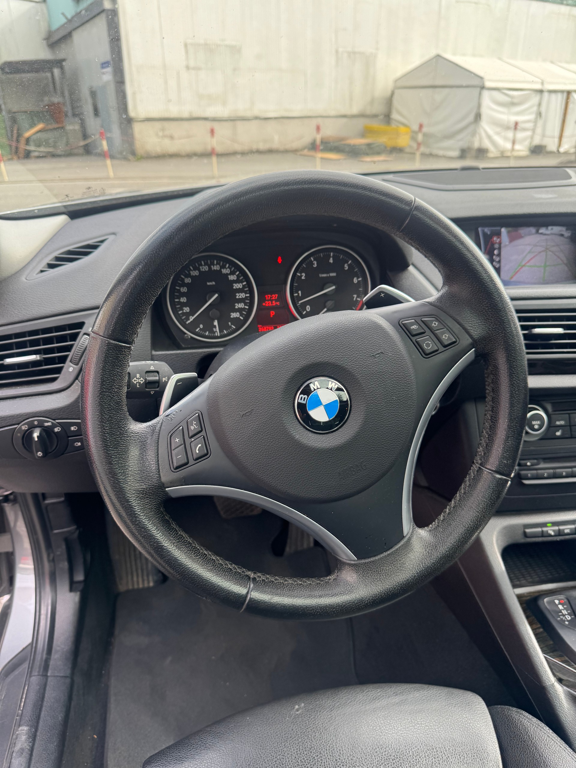 BMW X1 xDrive 28i Steptronic-image-10