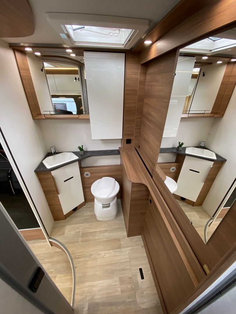PILOTE P696, Fiat Ducato 2.2MJ 160PS Automat-image-12