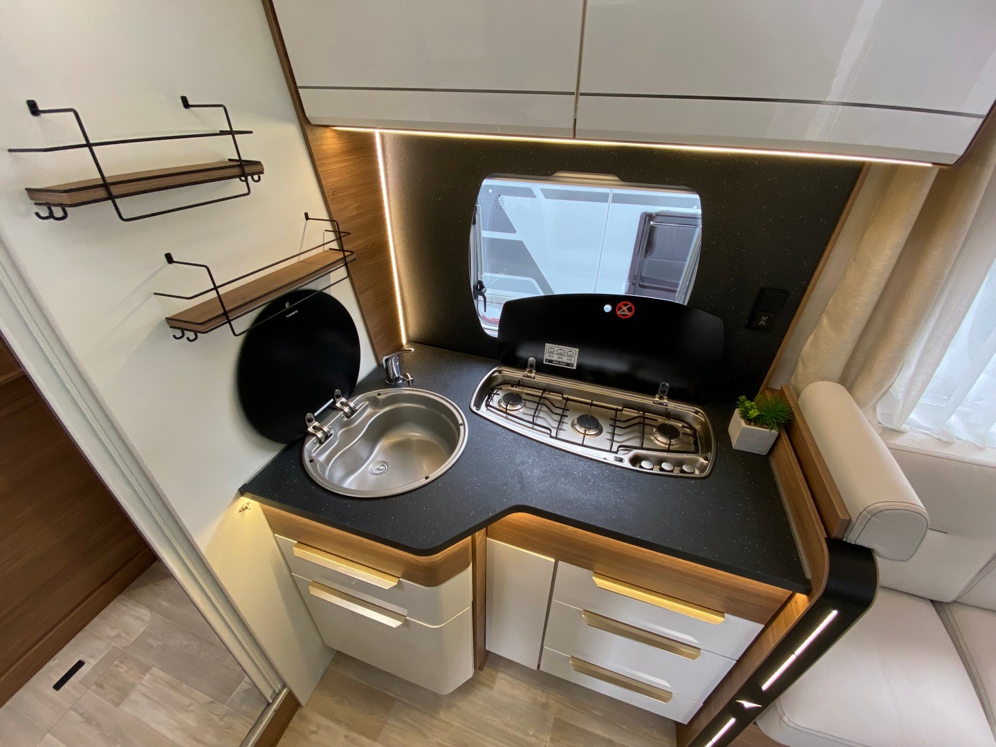 PILOTE P696, Fiat Ducato 2.2MJ 160PS Automat-image-8