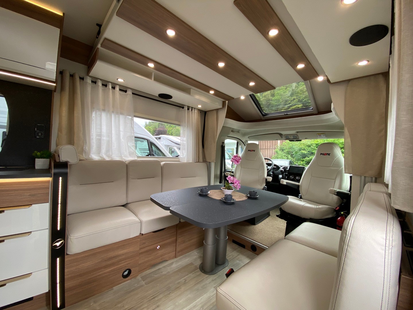 PILOTE P696, Fiat Ducato 2.2MJ 160PS Automat-showroom-element-3