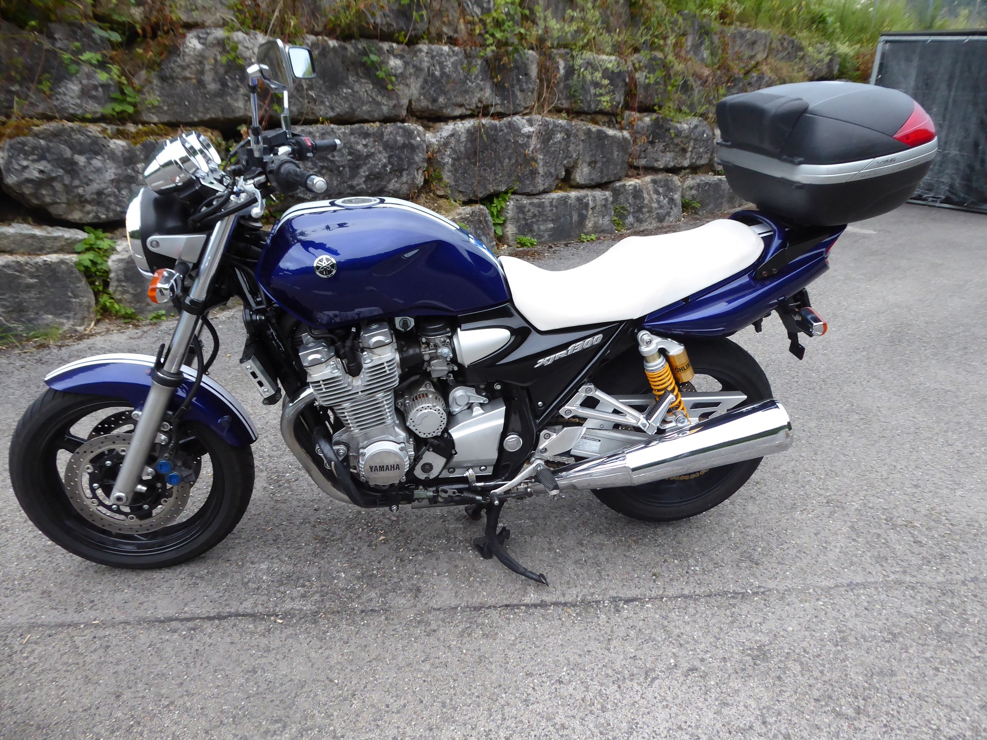 YAMAHA XJR 1300-image-2