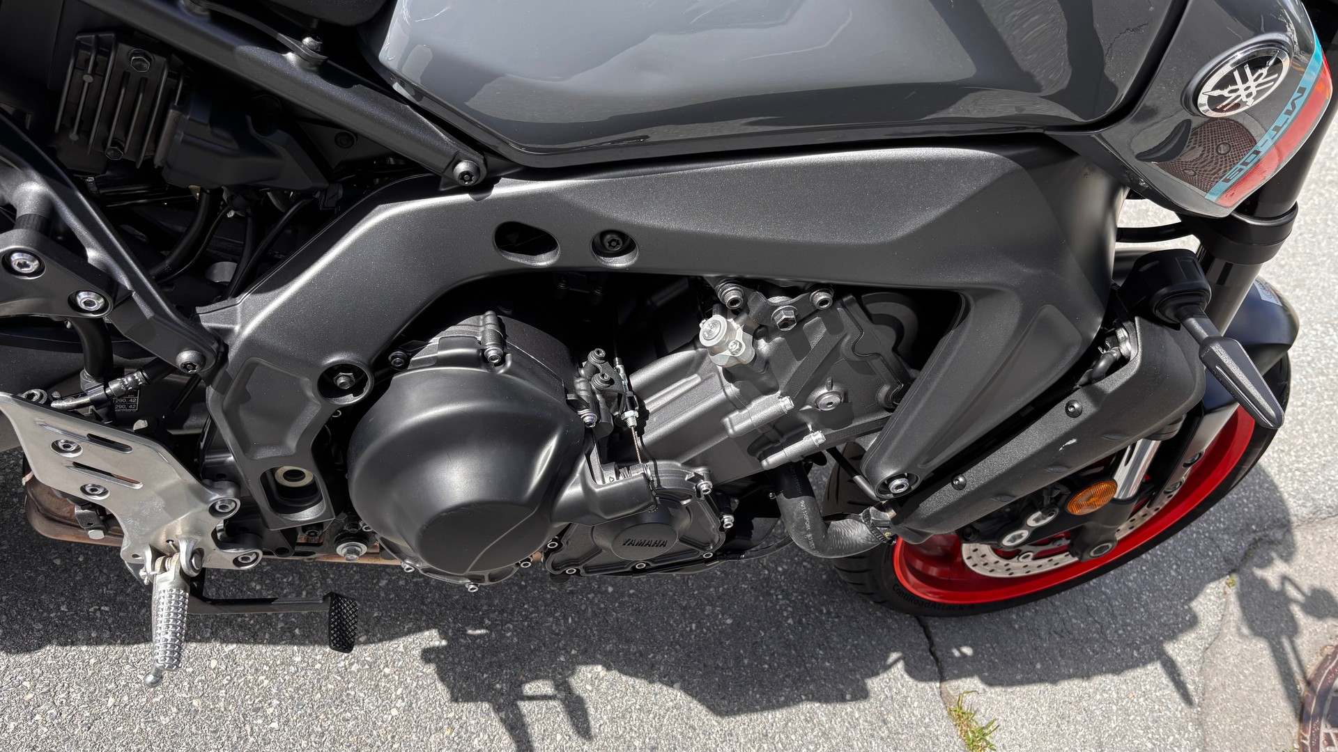 YAMAHA MT-09-image-5