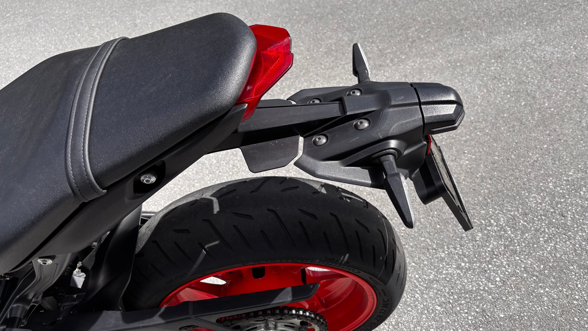 YAMAHA MT-09-image-2
