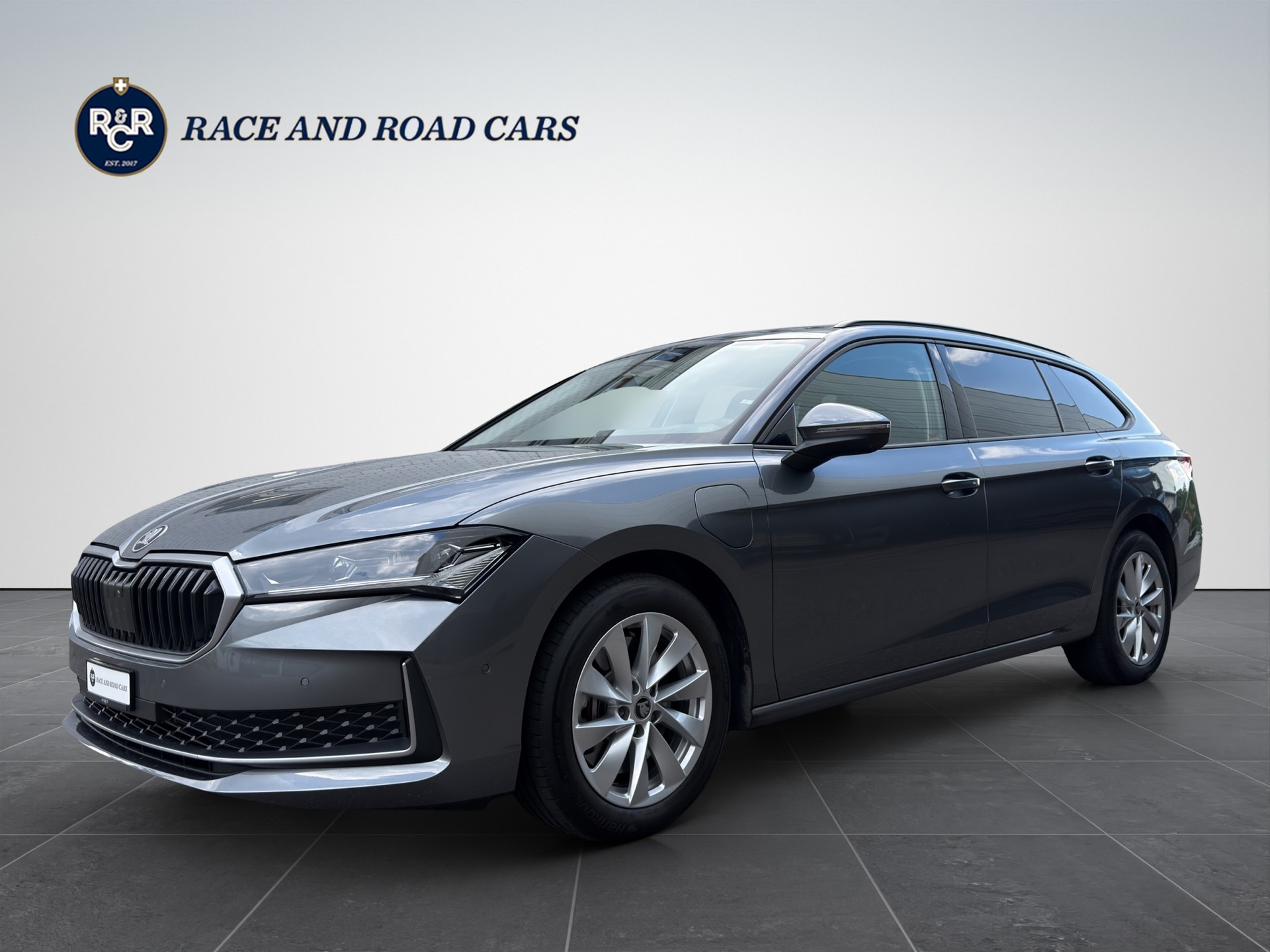 SKODA Superb Combi 1.5 TSI PHEV Selection DSG