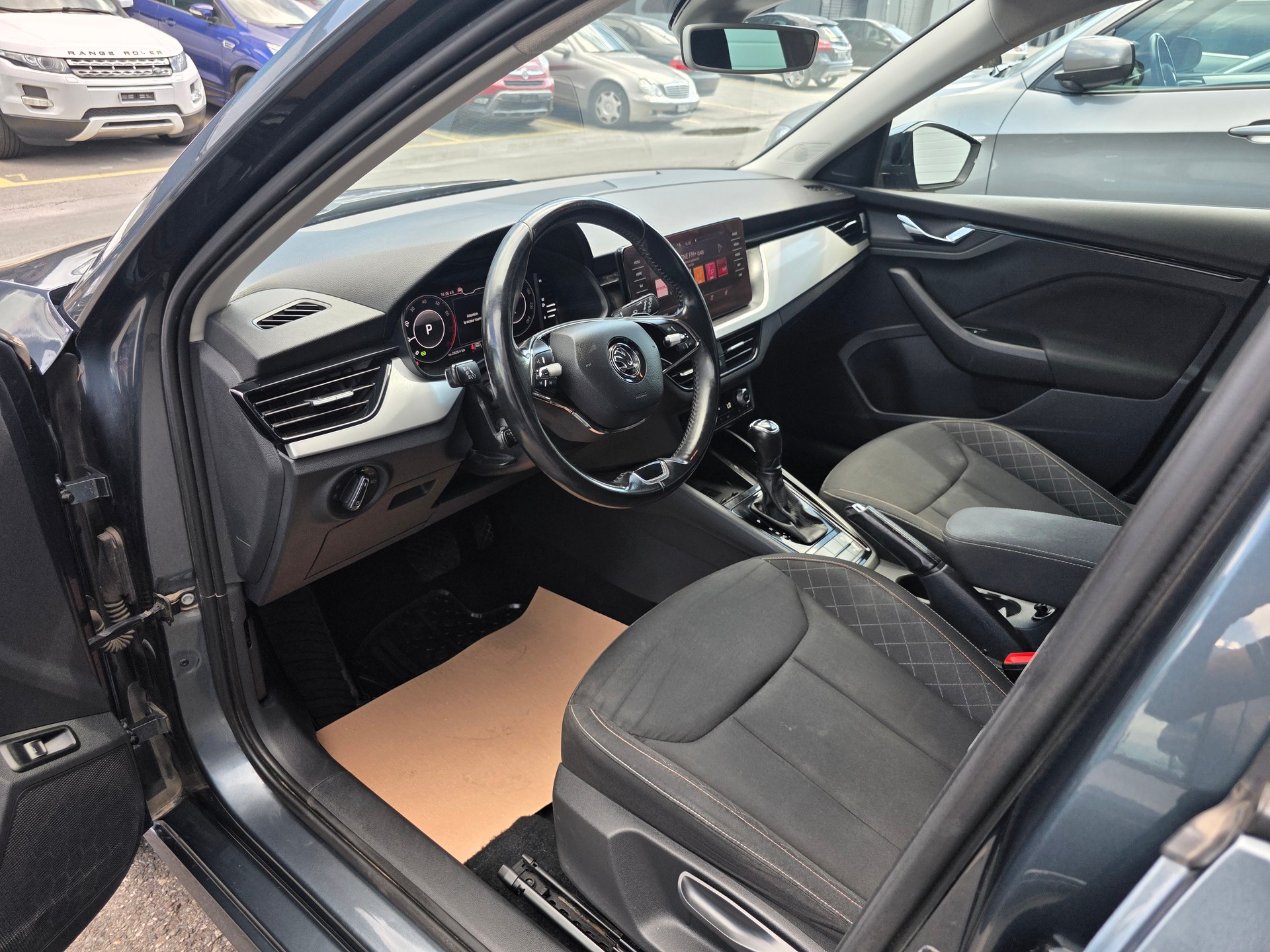 SKODA Kamiq 1.0 TSI Drive 125 DSG-image-5