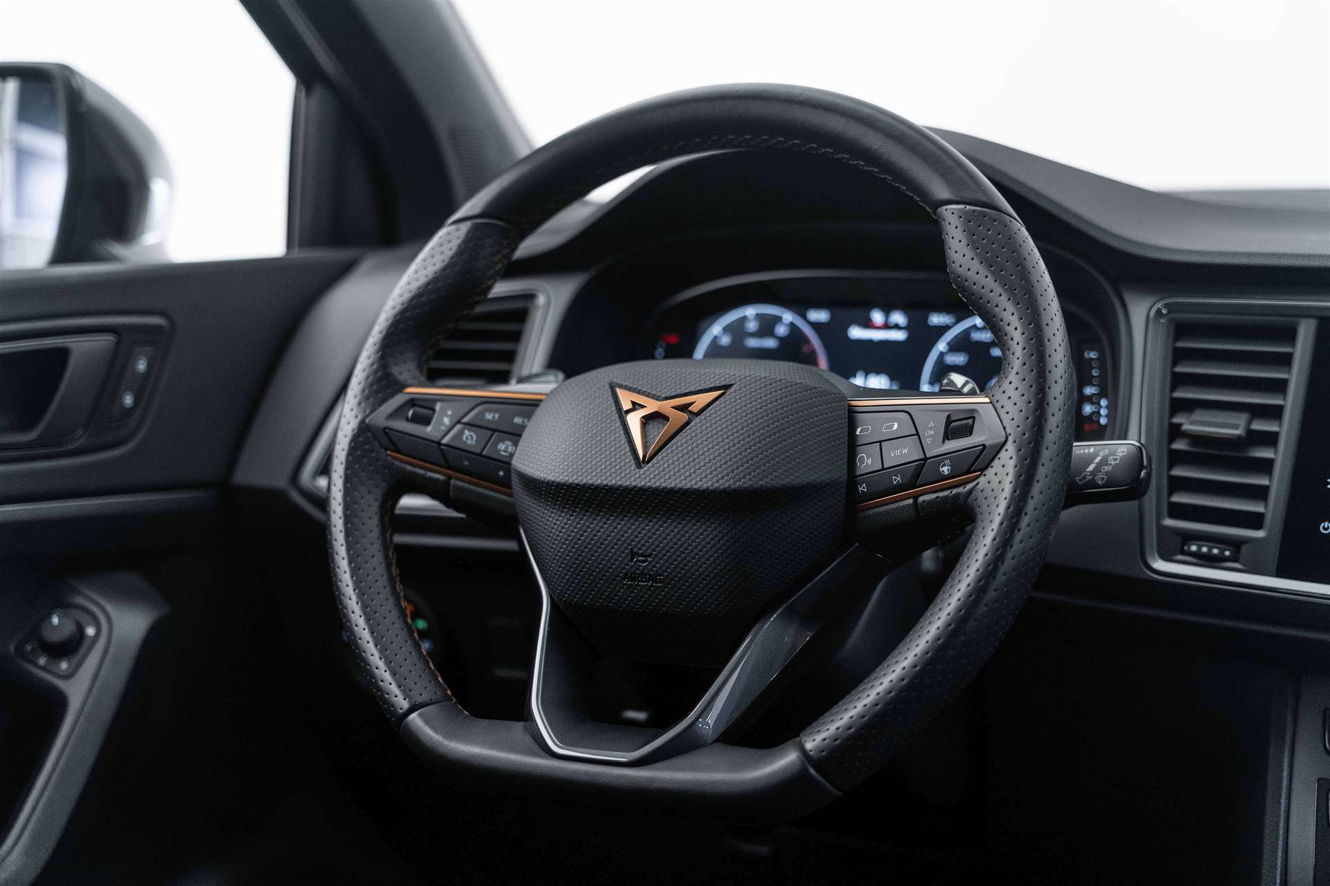 CUPRA Ateca 2.0TSI VZ 4Drive DSG 300PS-image-9