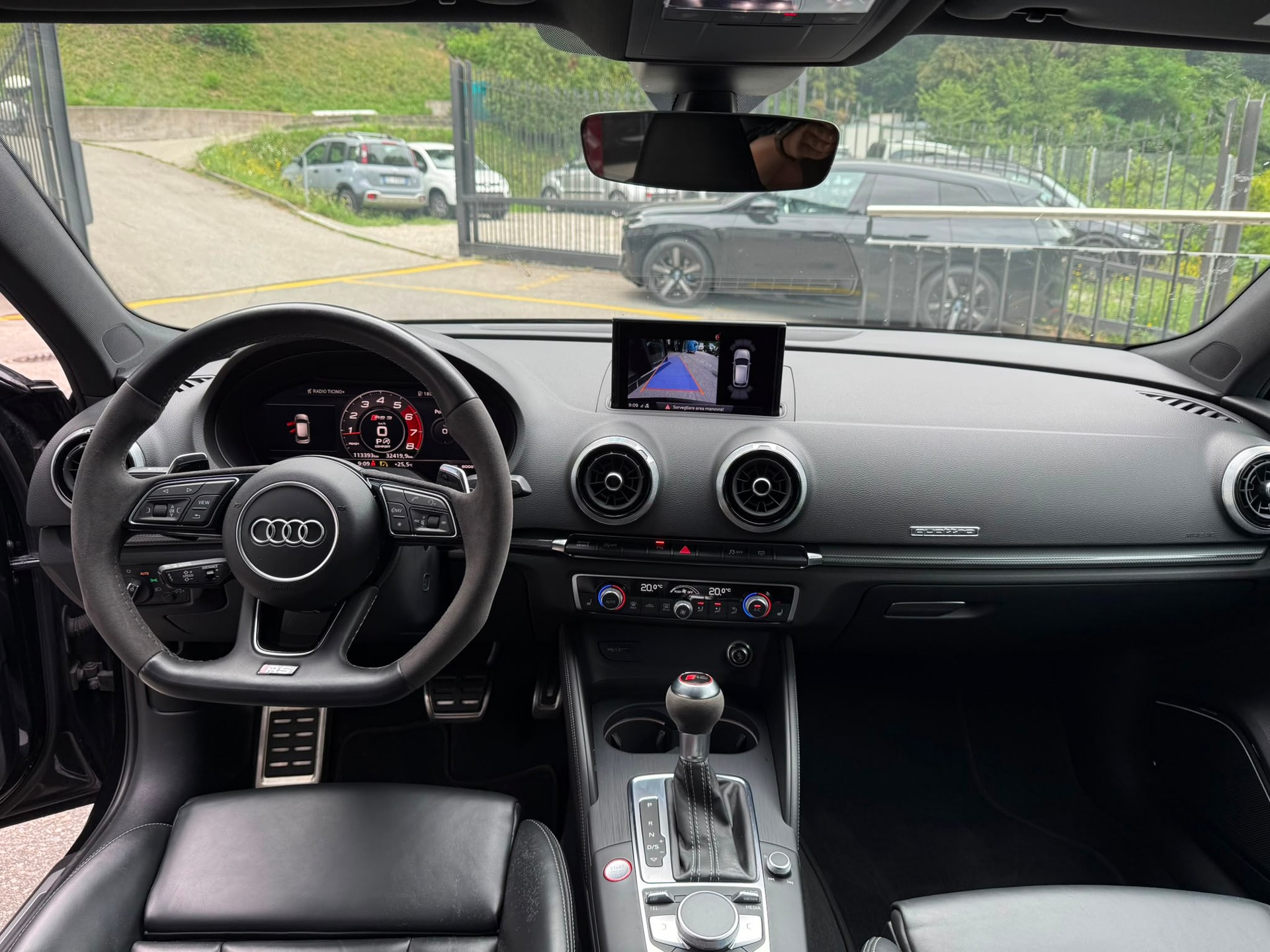 AUDI RS3 Sportback 2.5 TSI quattro S-tronic-image-15