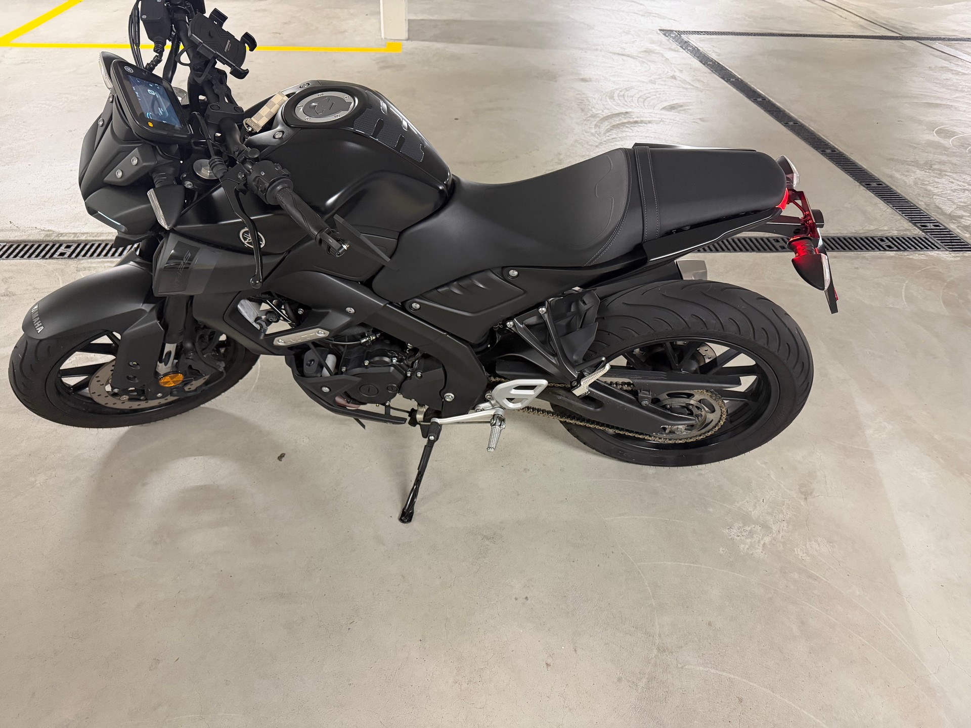 YAMAHA MT-125 ABS-image-1