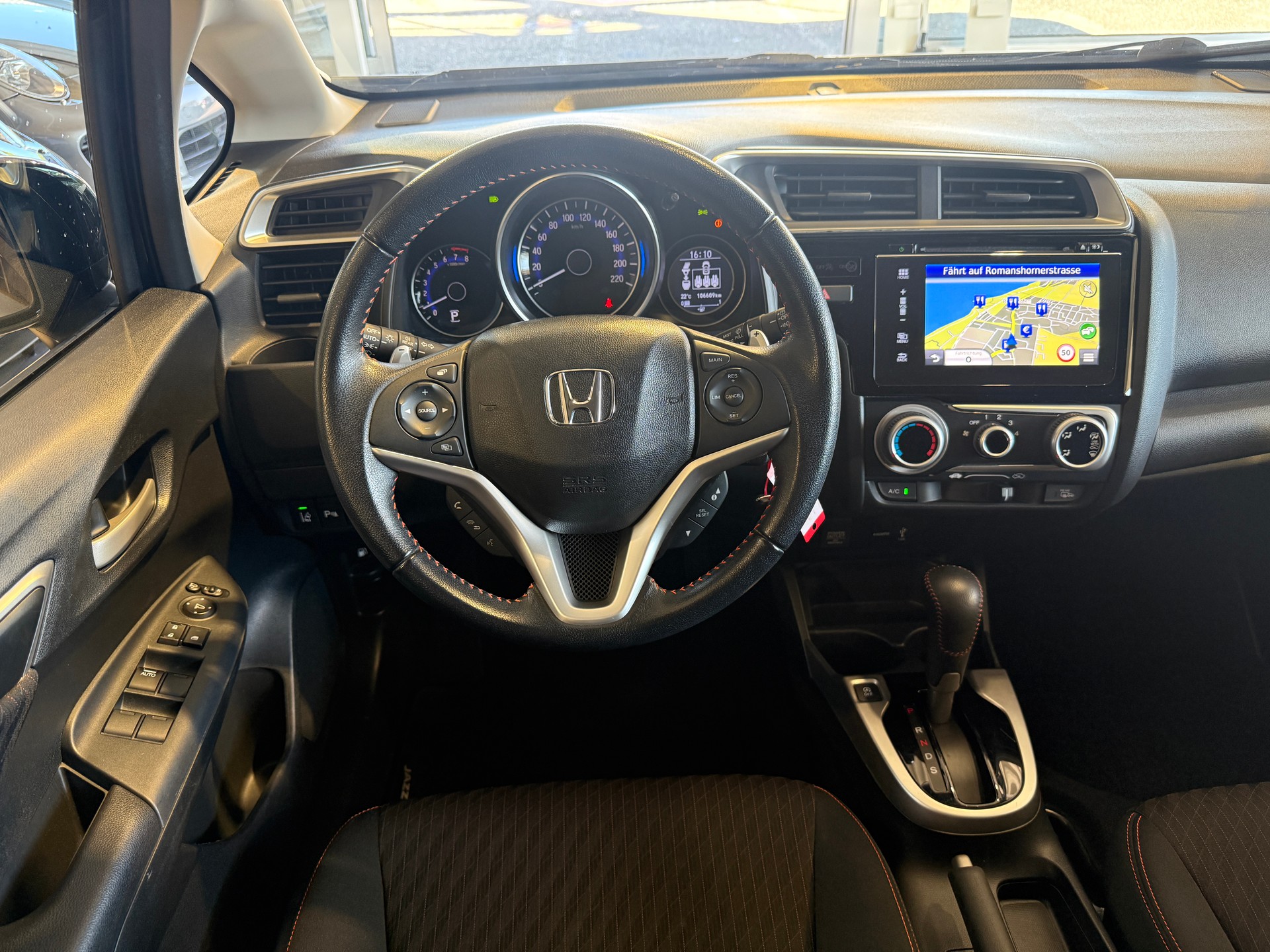 HONDA Jazz 1.5i-VTEC Dynamic CVT ***ANHÄNGERKUPPLUNG ABNEHMBAR***-image-9