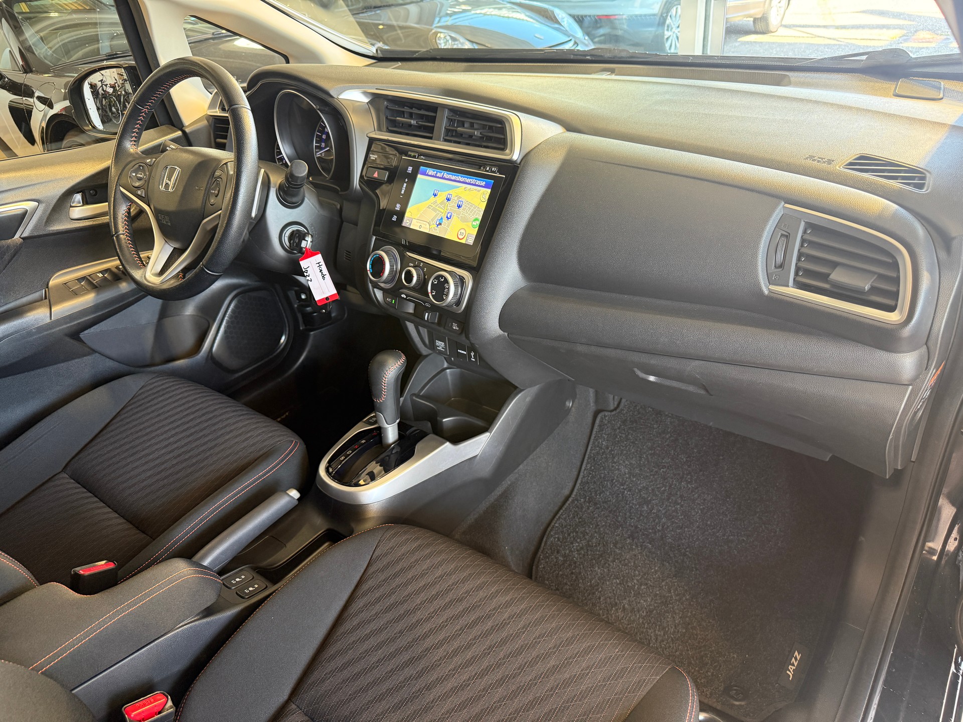 HONDA Jazz 1.5i-VTEC Dynamic CVT ***ANHÄNGERKUPPLUNG ABNEHMBAR***-image-11