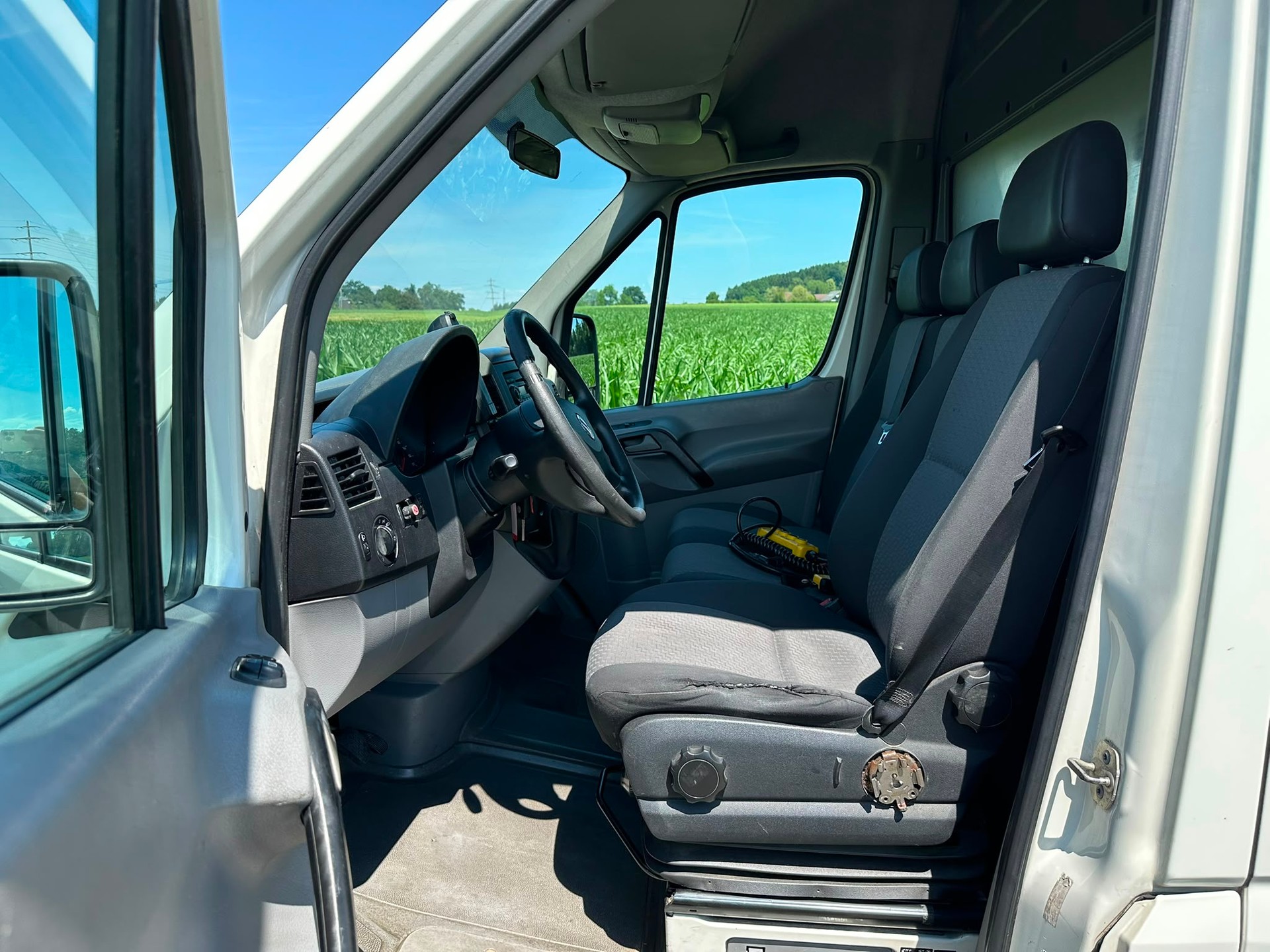 VW Crafter 35L 2.0 TDI CR-image-15