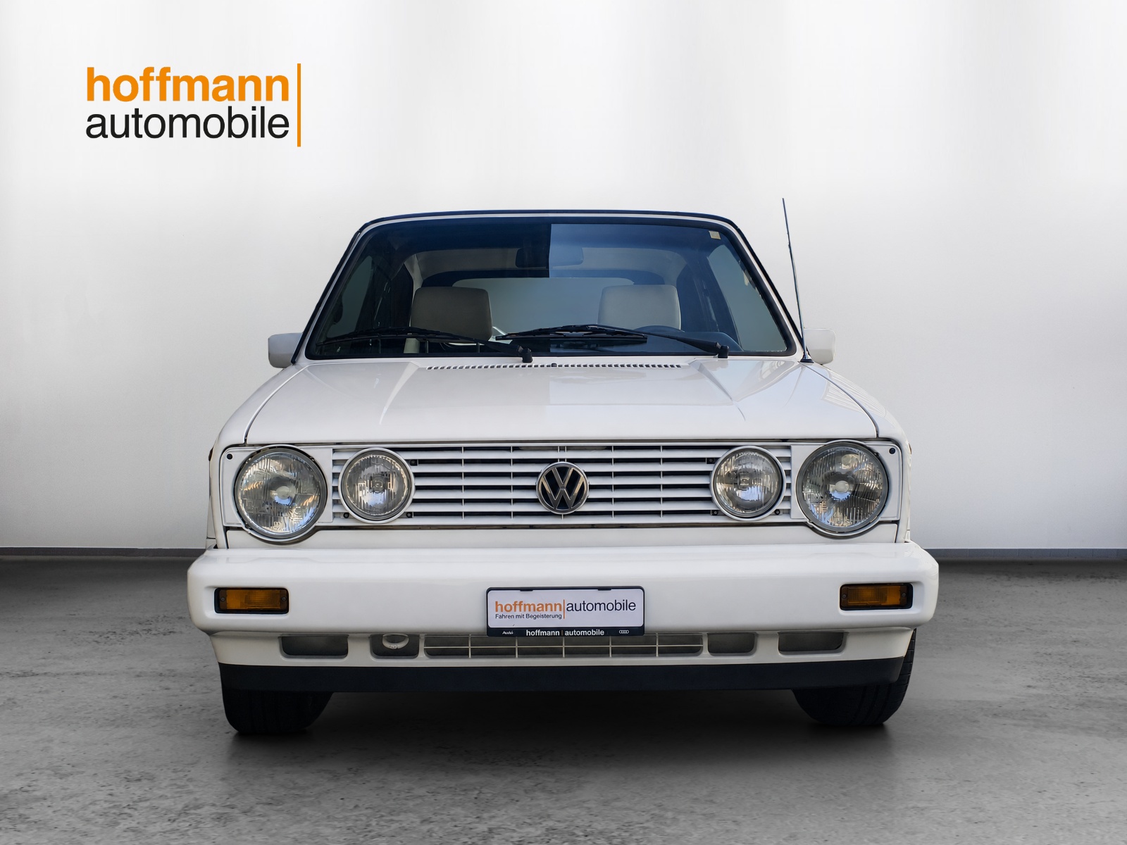VW Golf Cabriolet 1800 (GL)-showroom-element-1