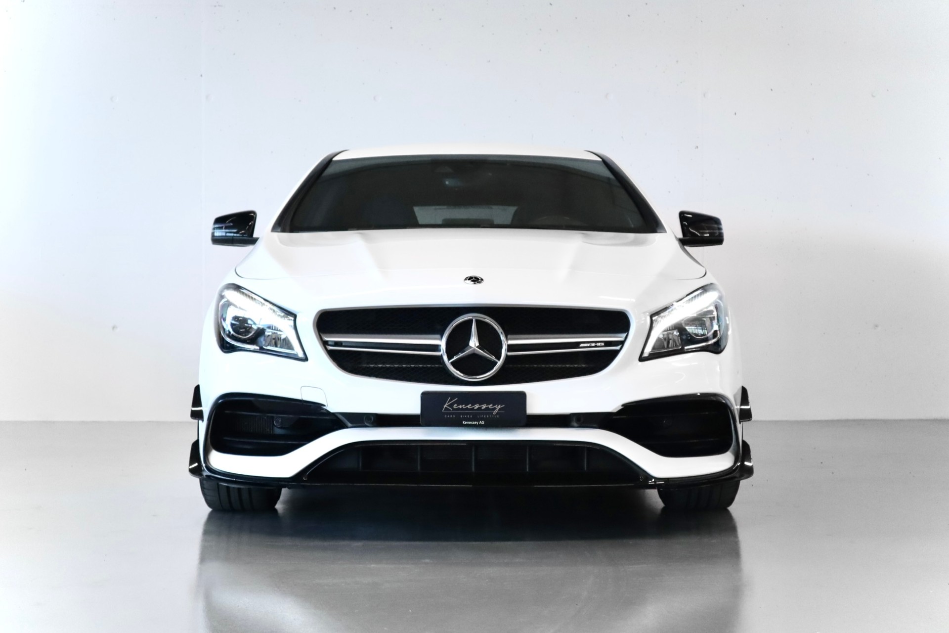 MERCEDES-BENZ CLA Shooting Brake 45 AMG 4Matic Speedshift | CH-FZG-showroom-element-2
