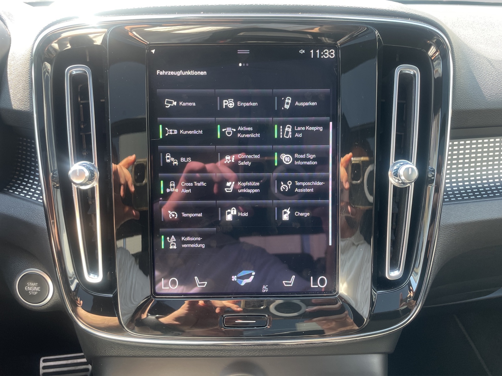 VOLVO XC40 T5 TwE R-Design DCT-image-18