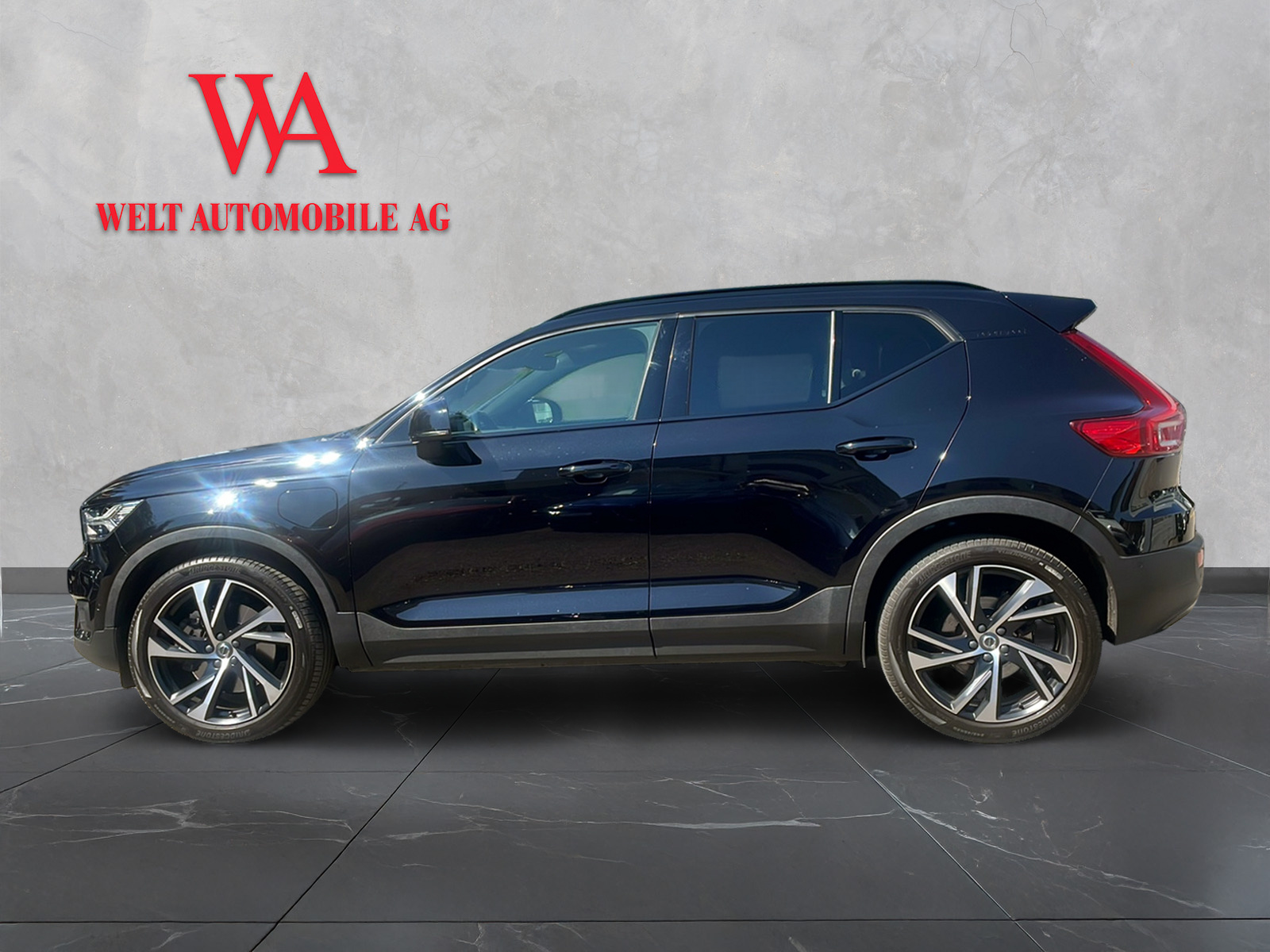 VOLVO XC40 T5 TwE R-Design DCT-showroom-element-1