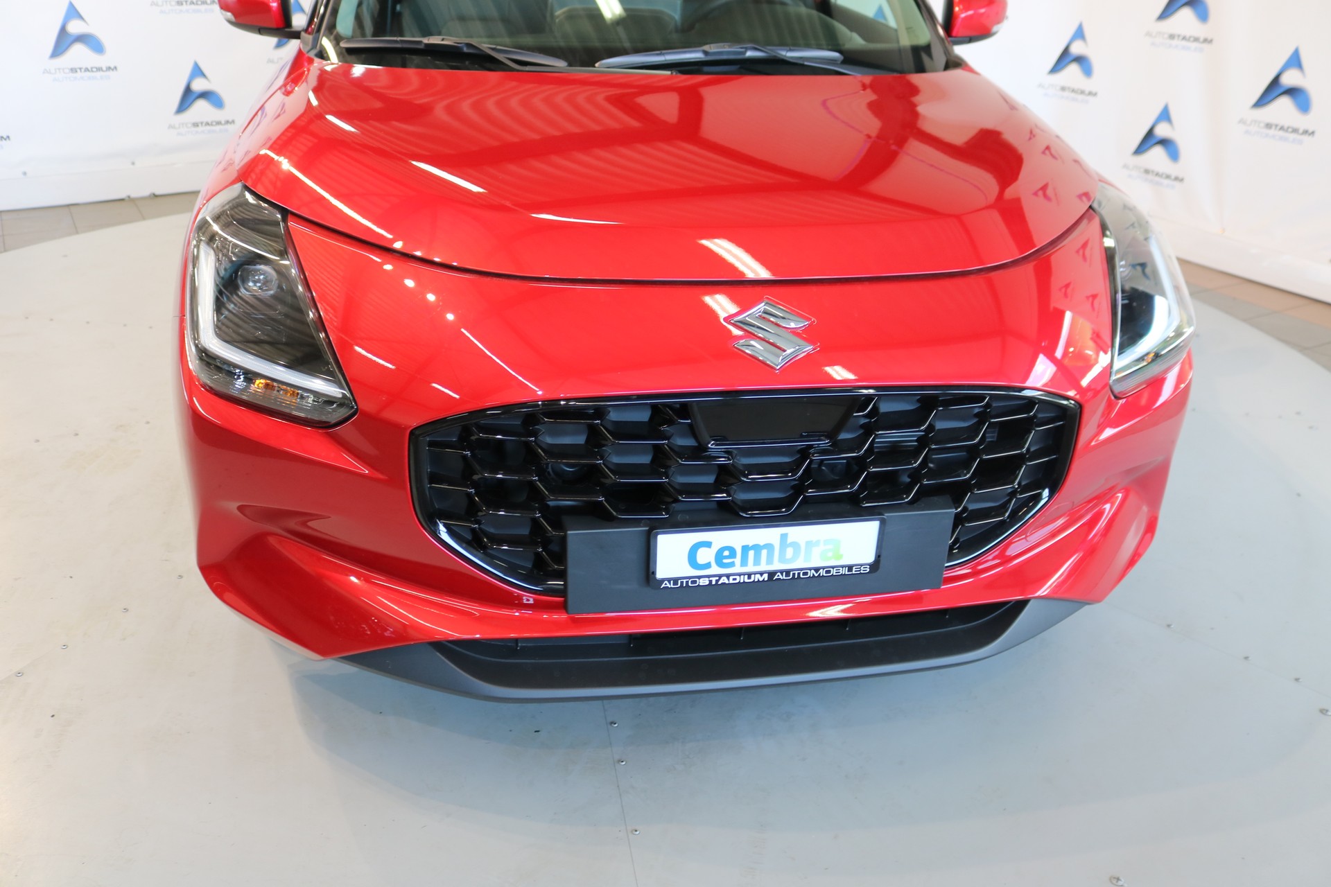 SUZUKI Swift SWISS EDITION Hybrid CVT-image-34