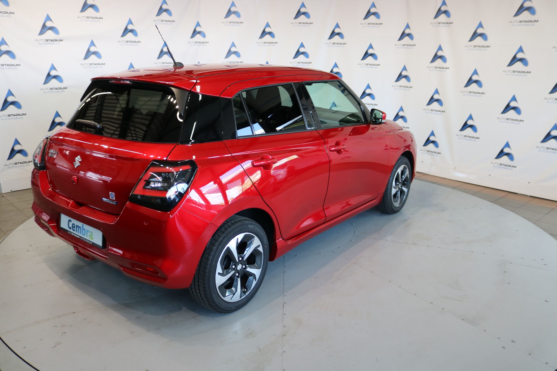SUZUKI Swift SWISS EDITION Hybrid CVT-image-26