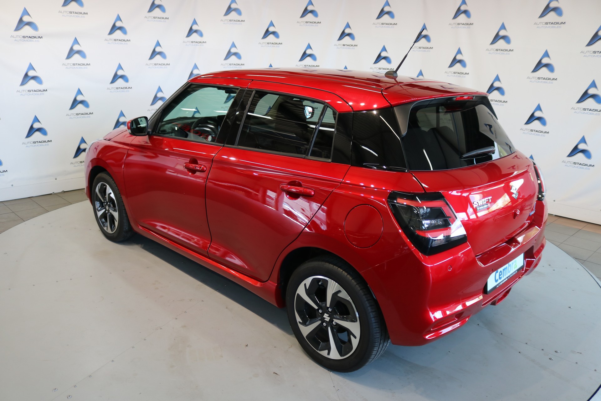 SUZUKI Swift SWISS EDITION Hybrid CVT-image-19