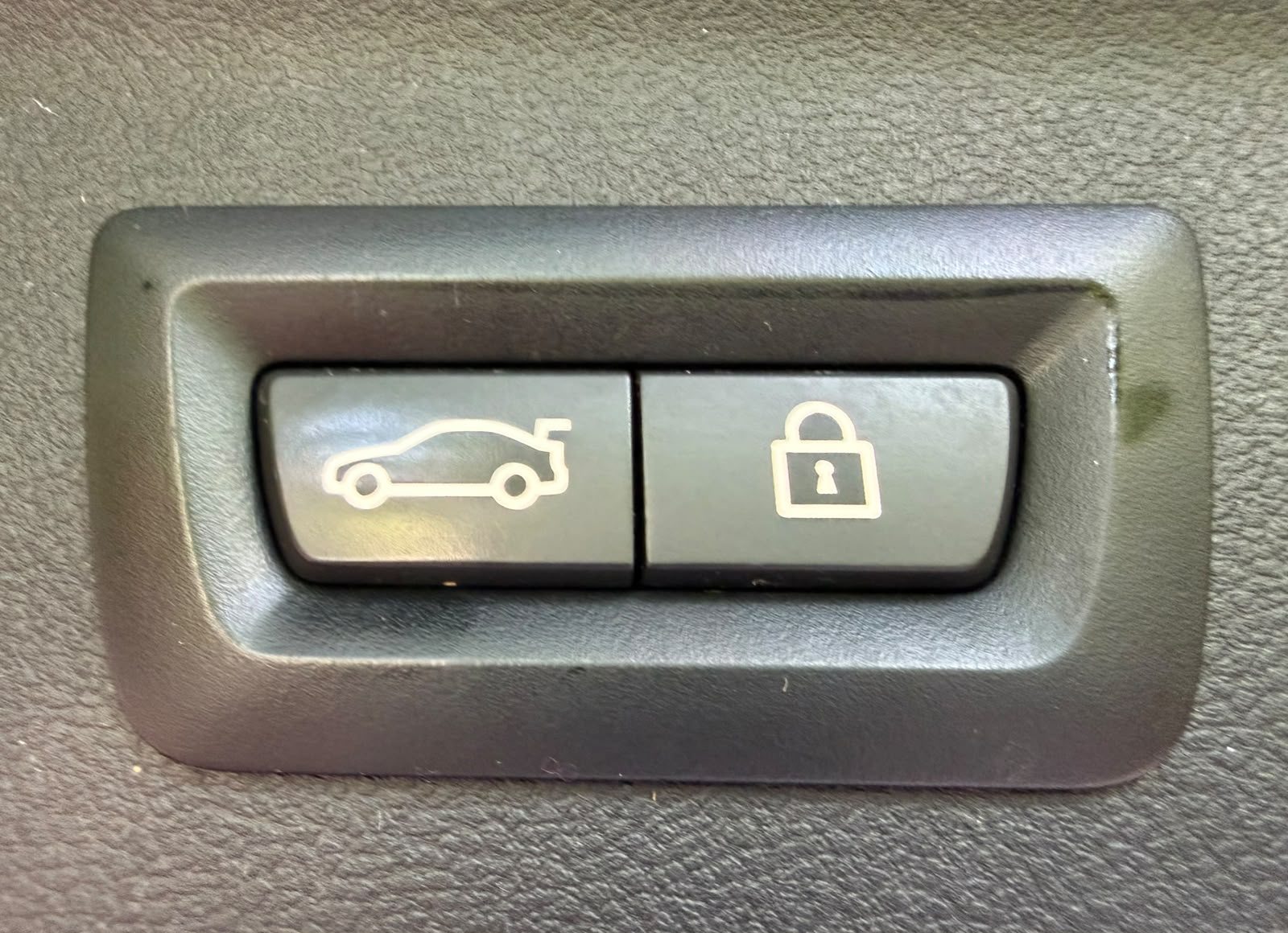 BMW X3 xDrive 20d Individual M Sport Steptronic-image-16