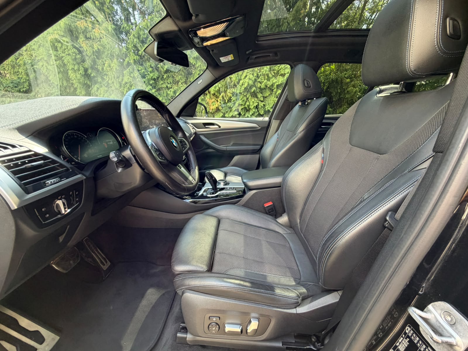 BMW X3 xDrive 20d Individual M Sport Steptronic-image-9
