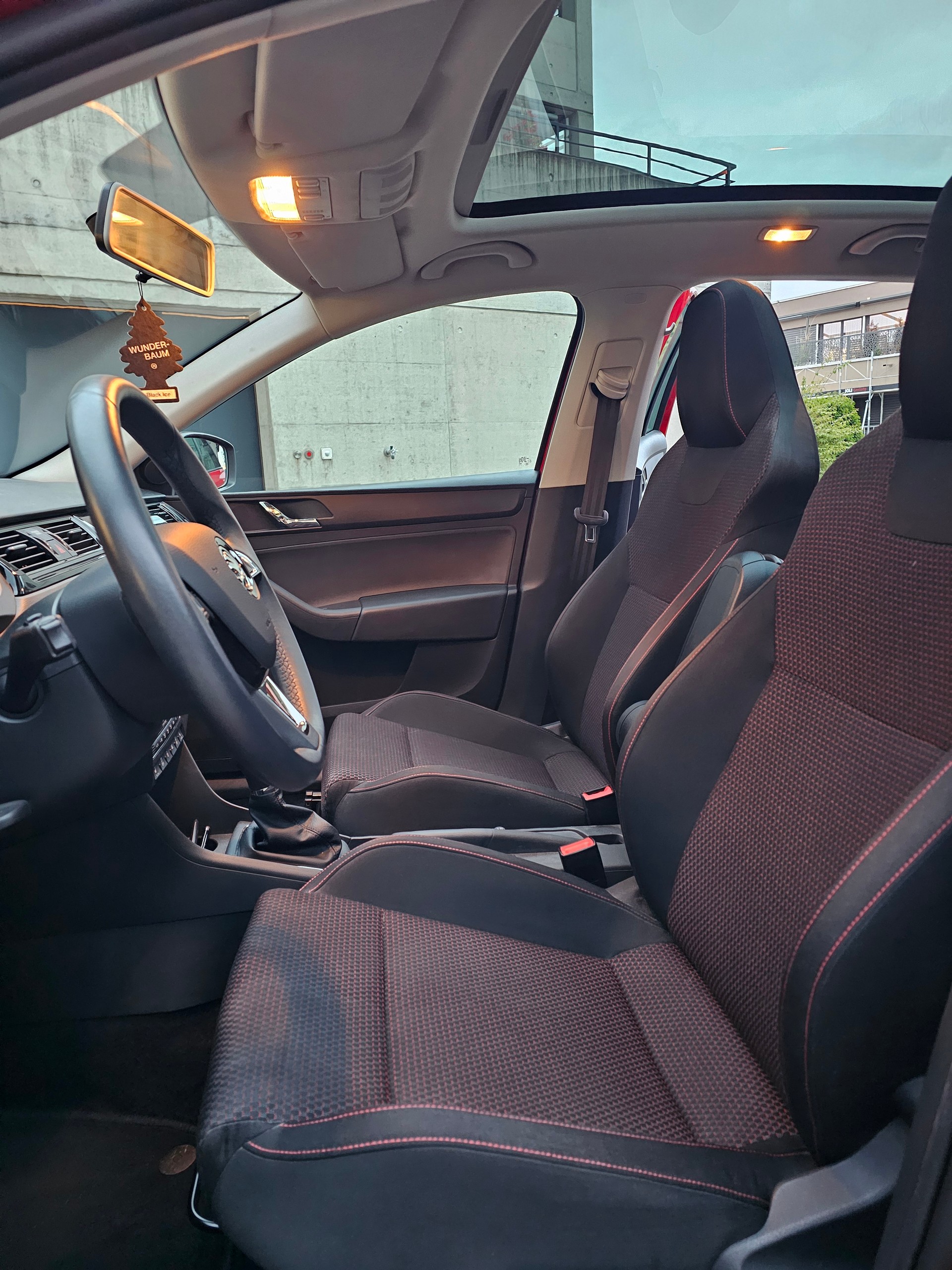 SKODA 1.2 TSI Ambition-image-11