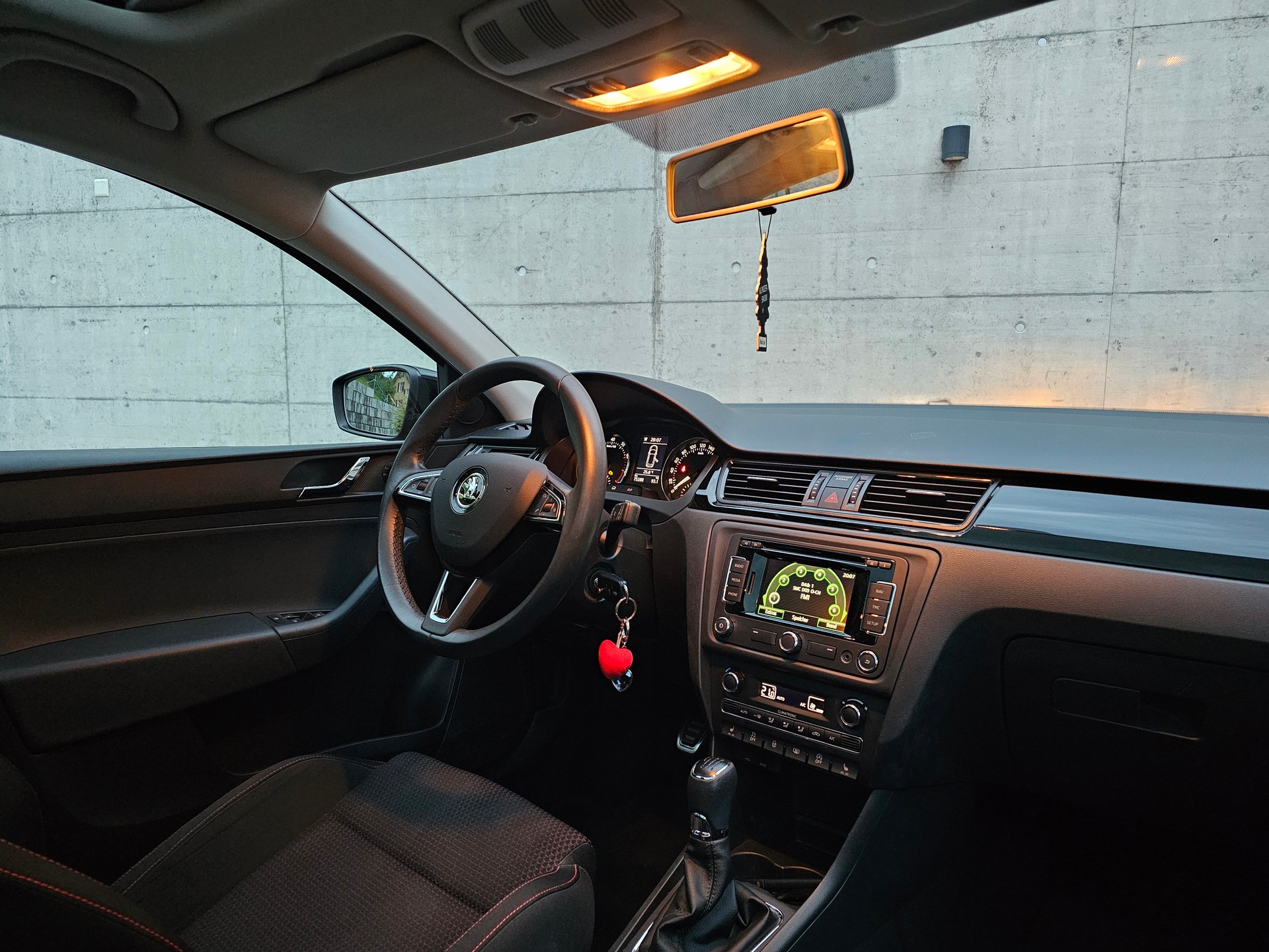 SKODA 1.2 TSI Ambition-image-13