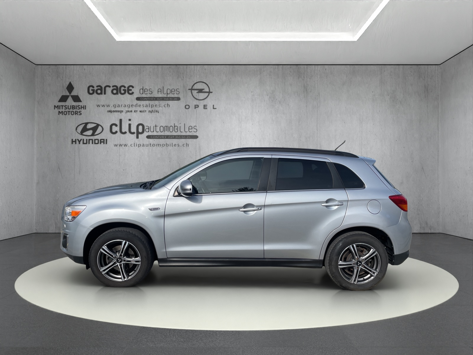 MITSUBISHI ASX 1.8 DID Sport 4x4-showroom-element-2