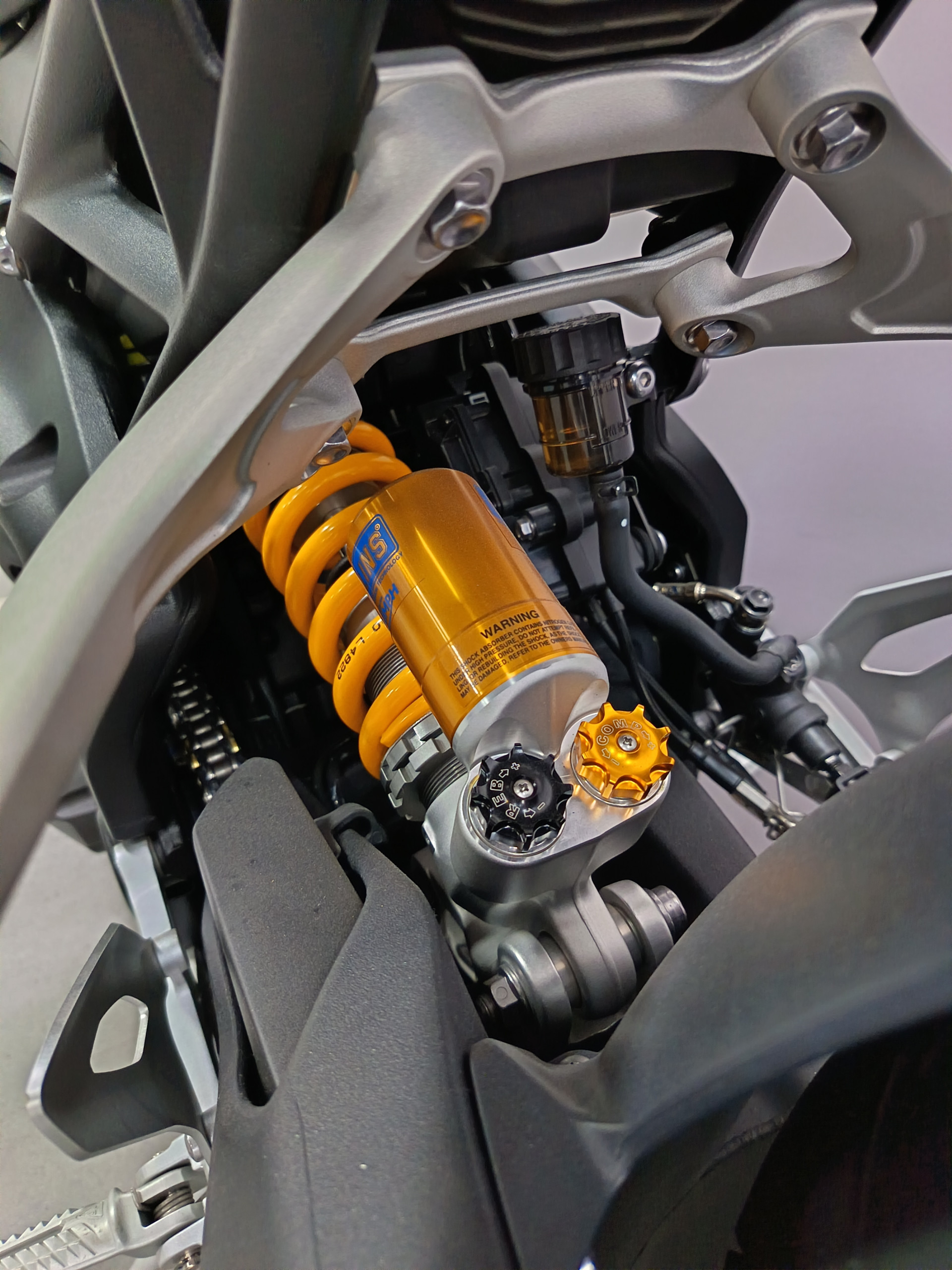 TRIUMPH Speed Triple 1200 RS - LEASING à 229 CHF-image-9
