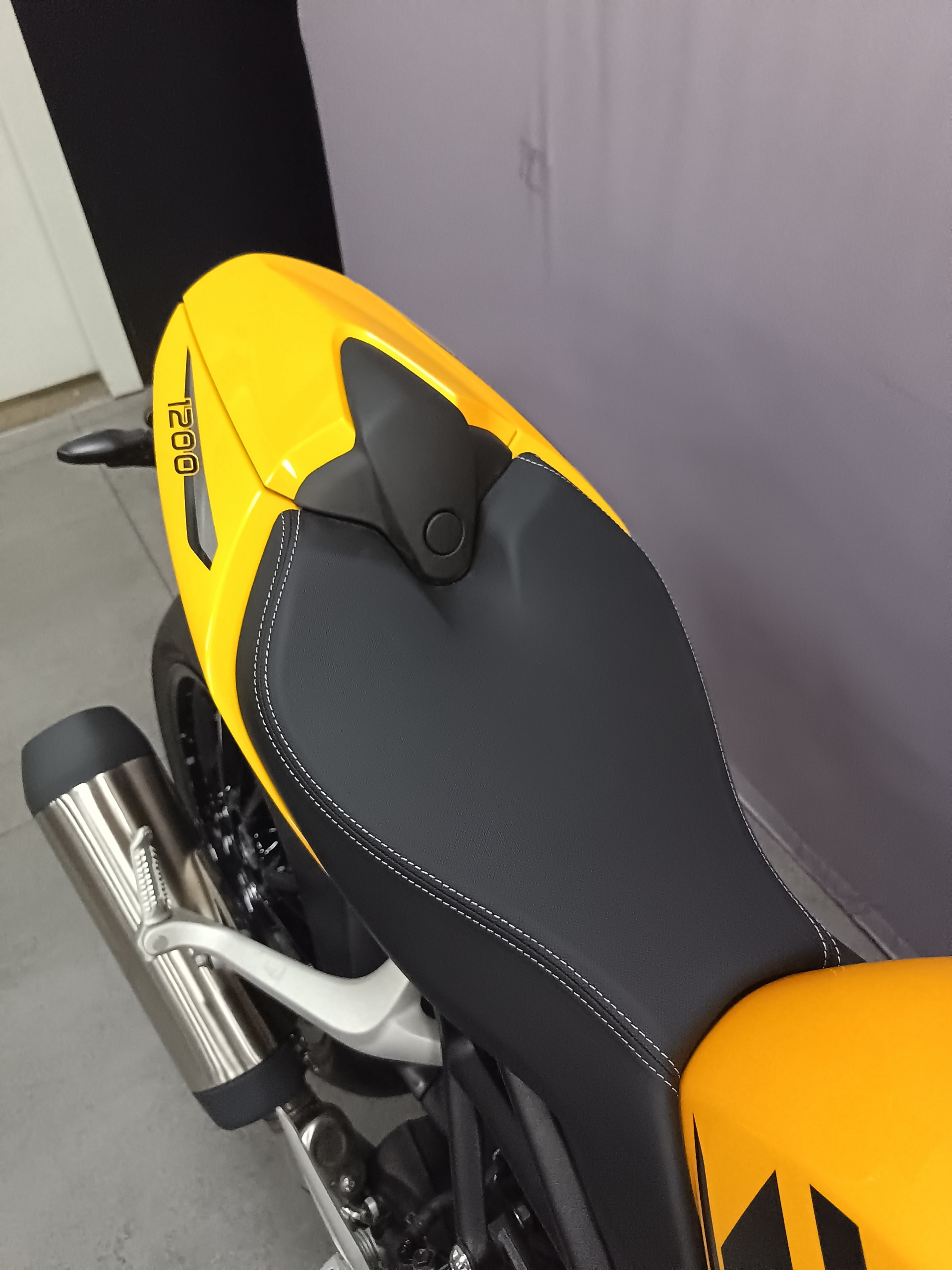 TRIUMPH Speed Triple 1200 RS - LEASING à 229 CHF-image-7