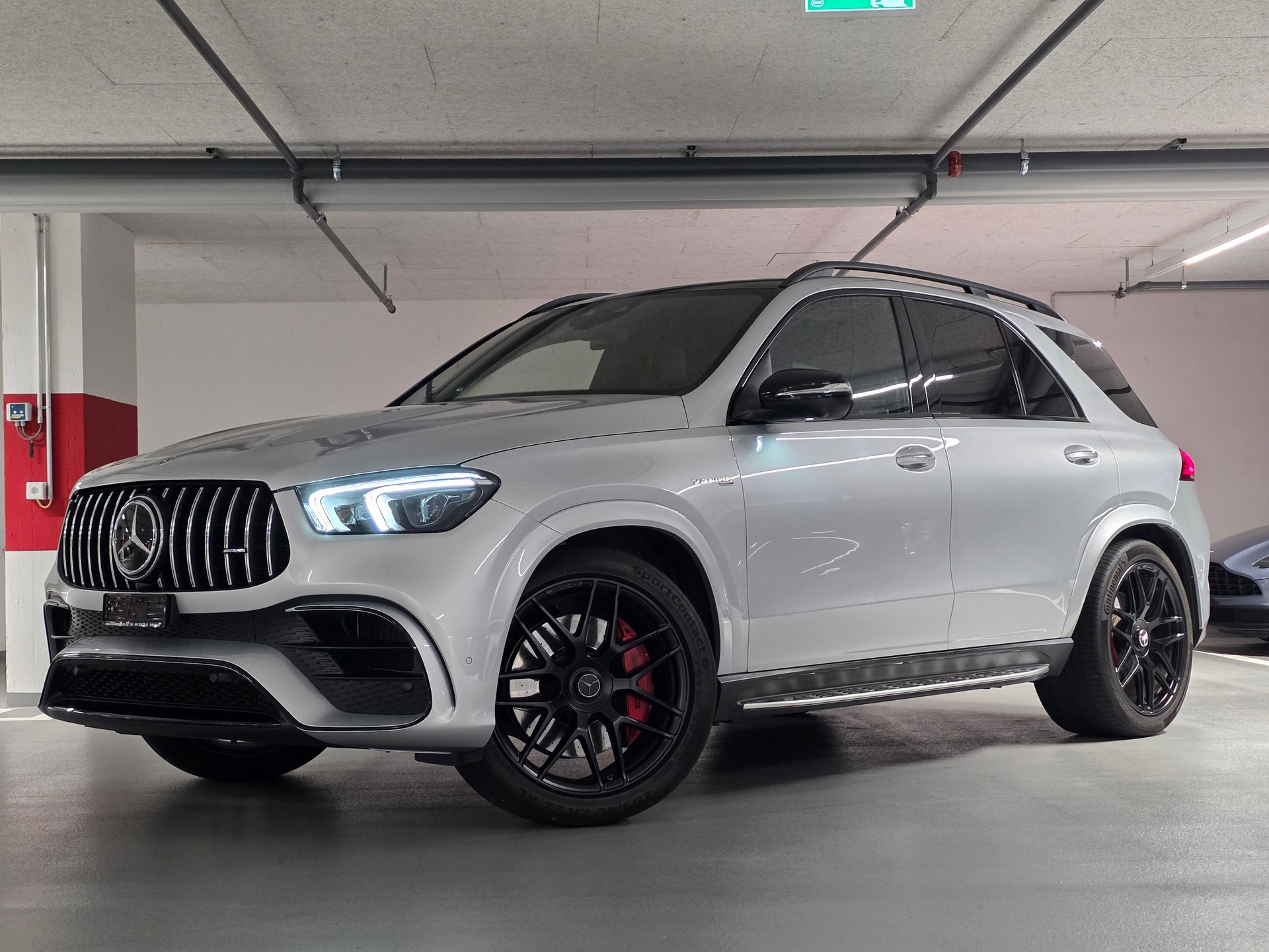 MERCEDES-BENZ GLE 63 S AMG 4Matic+ 9G-Speedshift-showroom-element-1