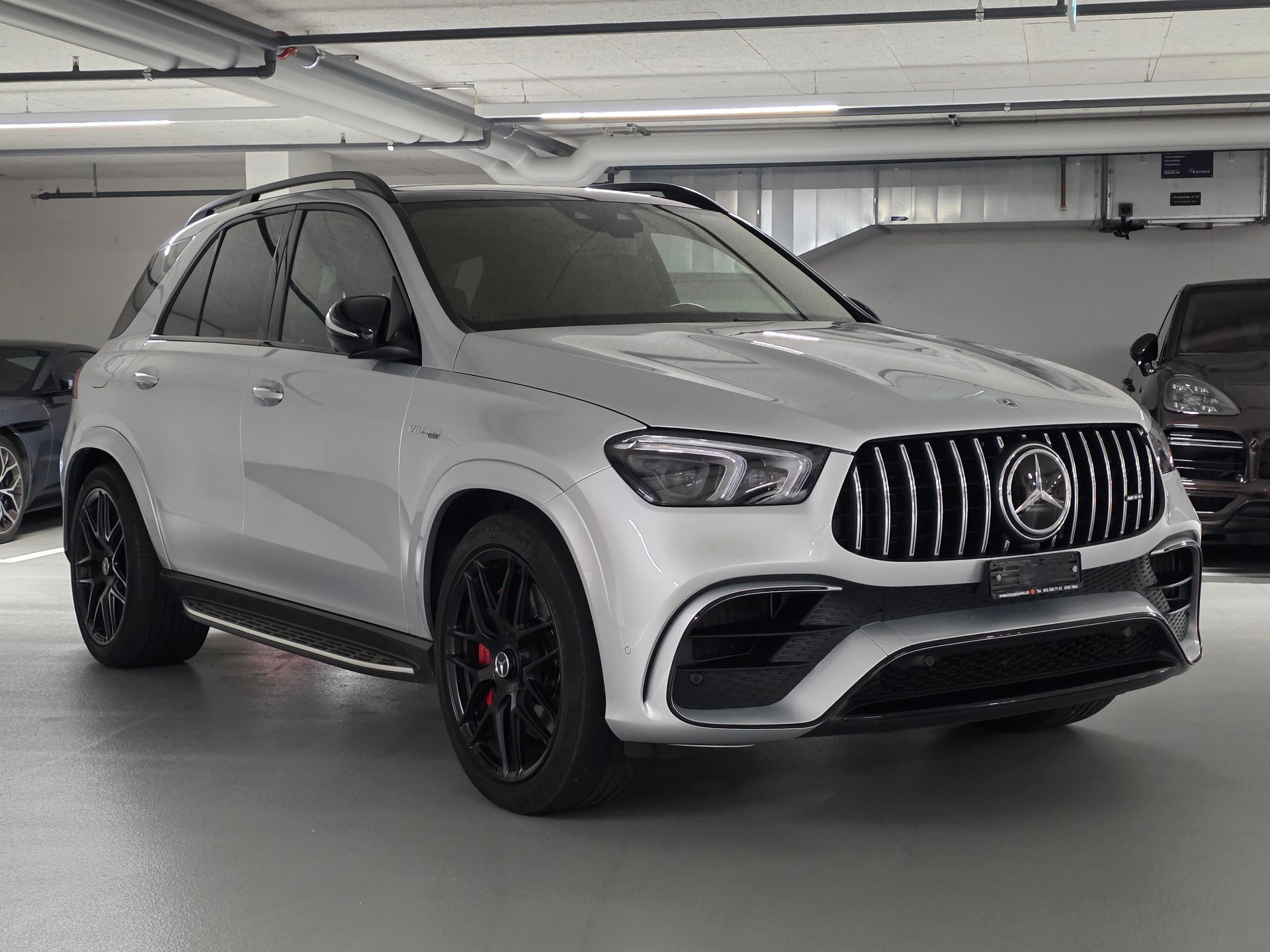 MERCEDES-BENZ GLE 63 S AMG 4Matic+ 9G-Speedshift-showroom-element-3